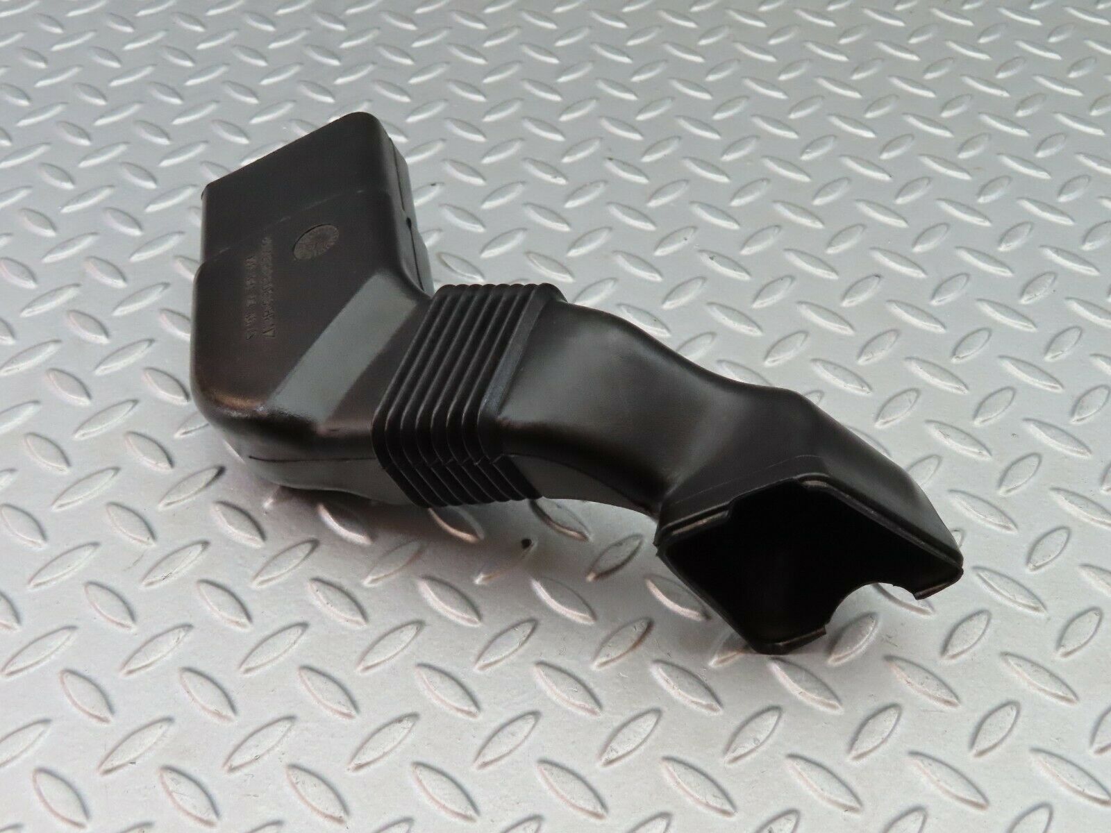 6138 Mercedes-Benz W126 380SE Dashboard Air Vent 1268312346