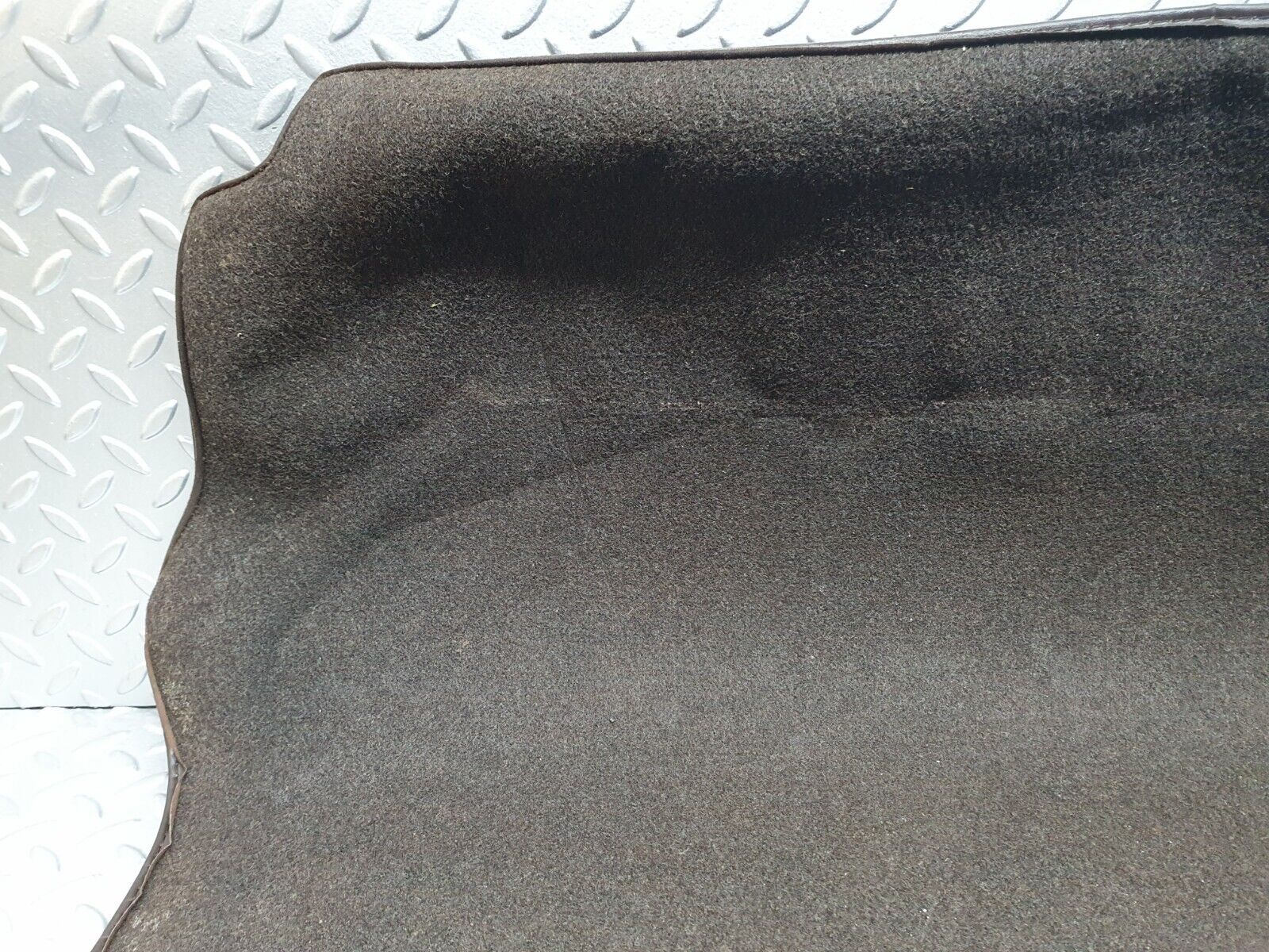 41047 Mercedes-Benz W126 300SE Trunk Boot Floor Carpet Brown