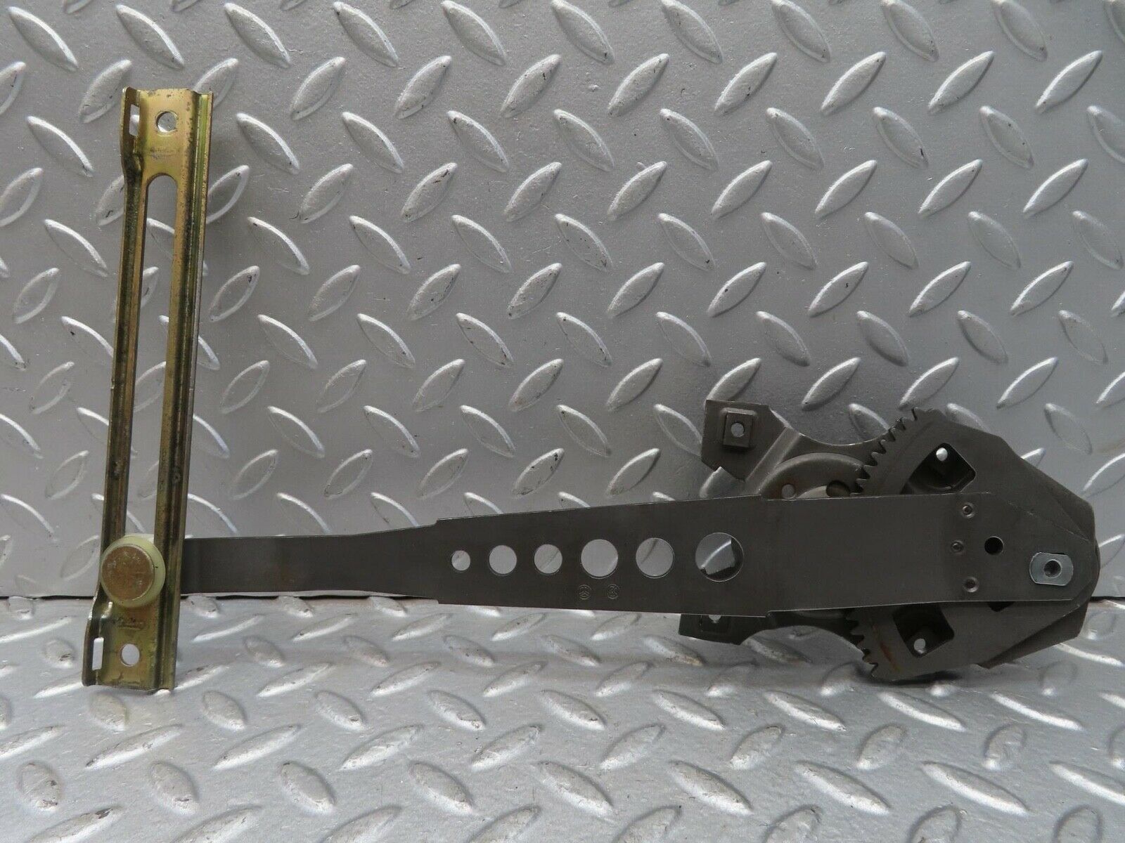 13650 Mercedes-Benz W123 200 Rear Right Manual Window Regulator