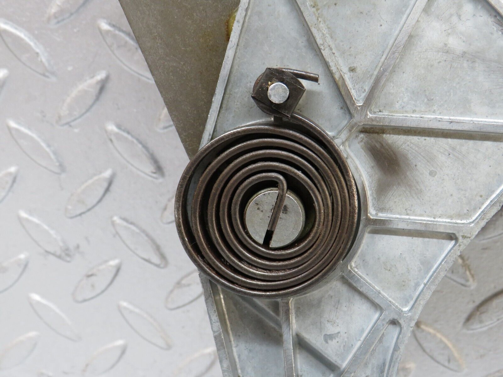 37422 Mercedes-Benz W109 300SEL Rear Right Power Window Regulator