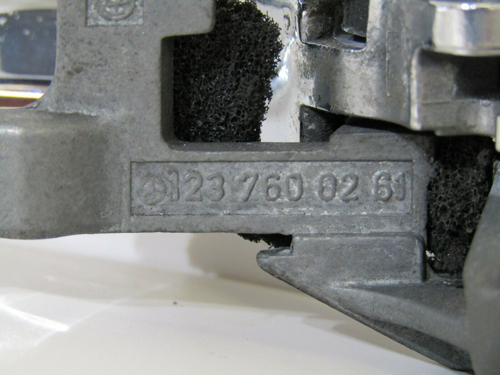 1035 Mercedes-Benz C123 230CE Right Interior Door Handle 1237600261