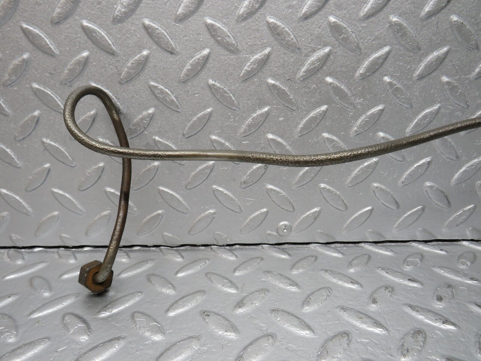 40482 Mercedes-Benz W110 230 Oil Line Pipe