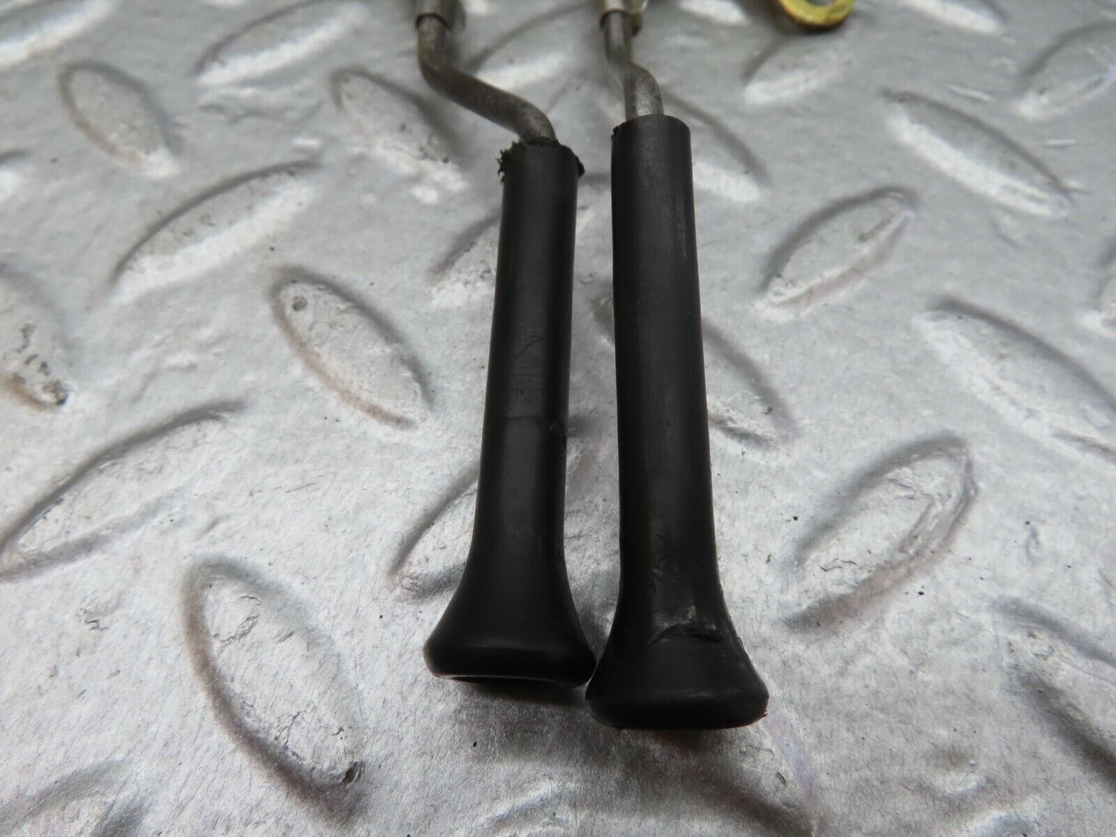 18127 Mercedes-Benz W123 200 Rear Door Lock Knob Pair