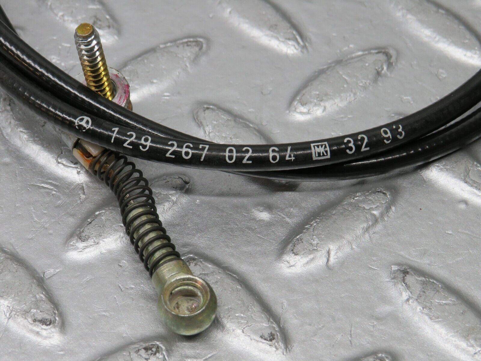 38474 Mercedes-Benz R129 280SL Coupe Steering Lock Transmission Lockout Cable 1292670264