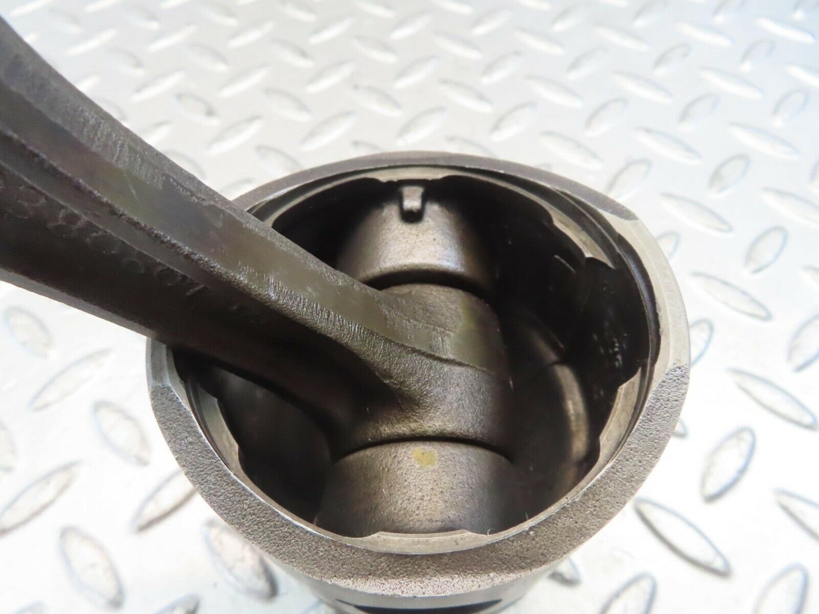 10995 Mercedes-Benz W115 220D Piston With Connecting Rod 86.98 mm