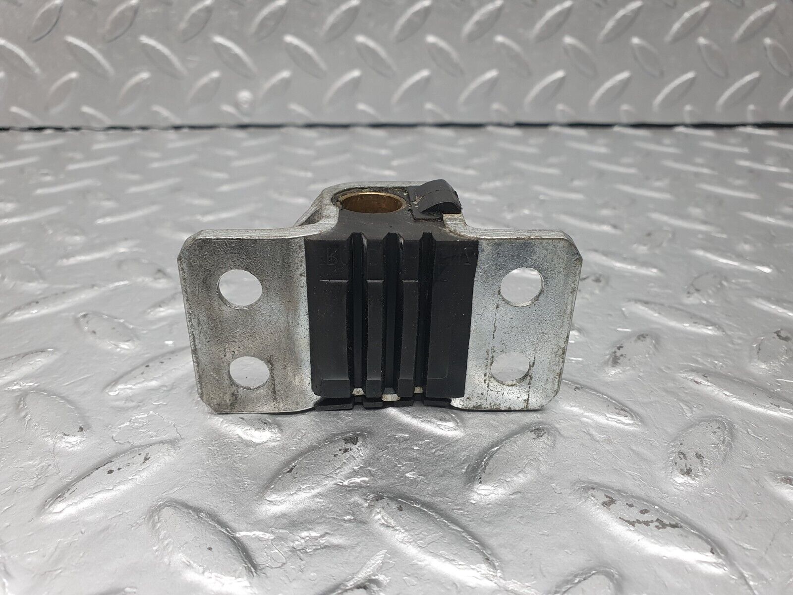 40913 Mercedes-Benz W126 300SE Door Lock Latch Right Side