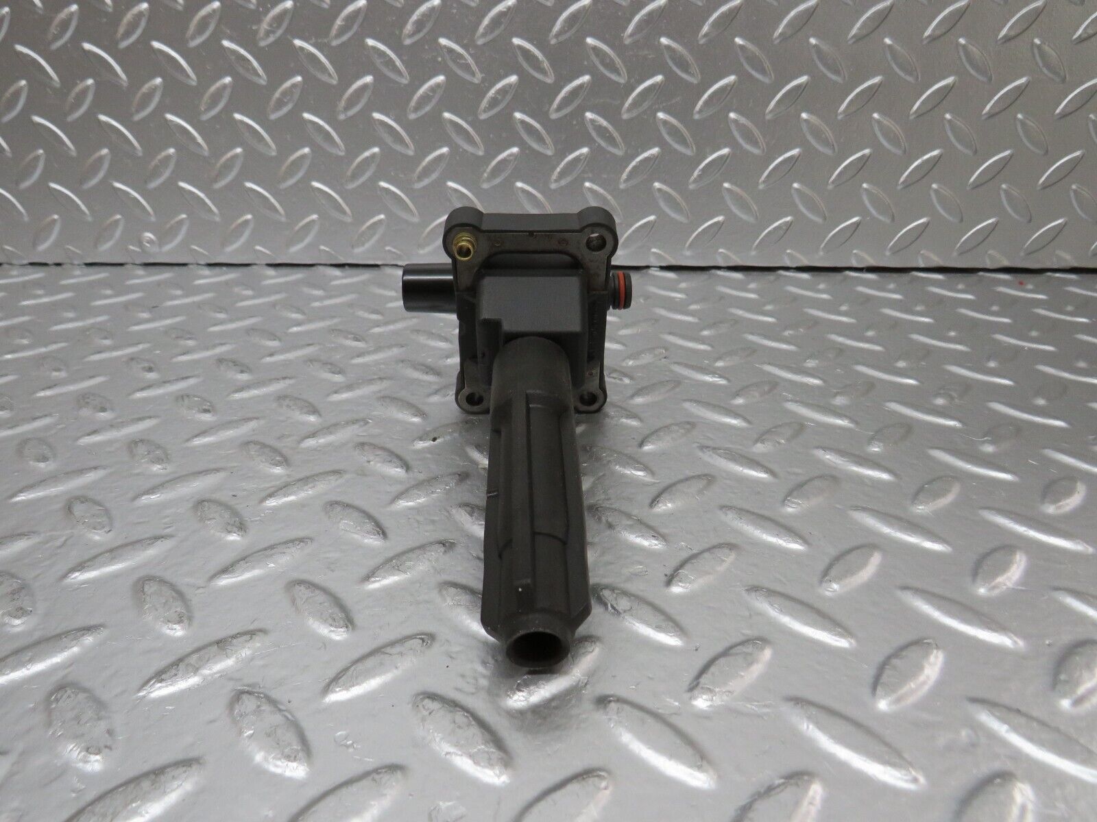 24942 Mercedes-Benz W140 S320 Ignition Coil Bosch 0001587503