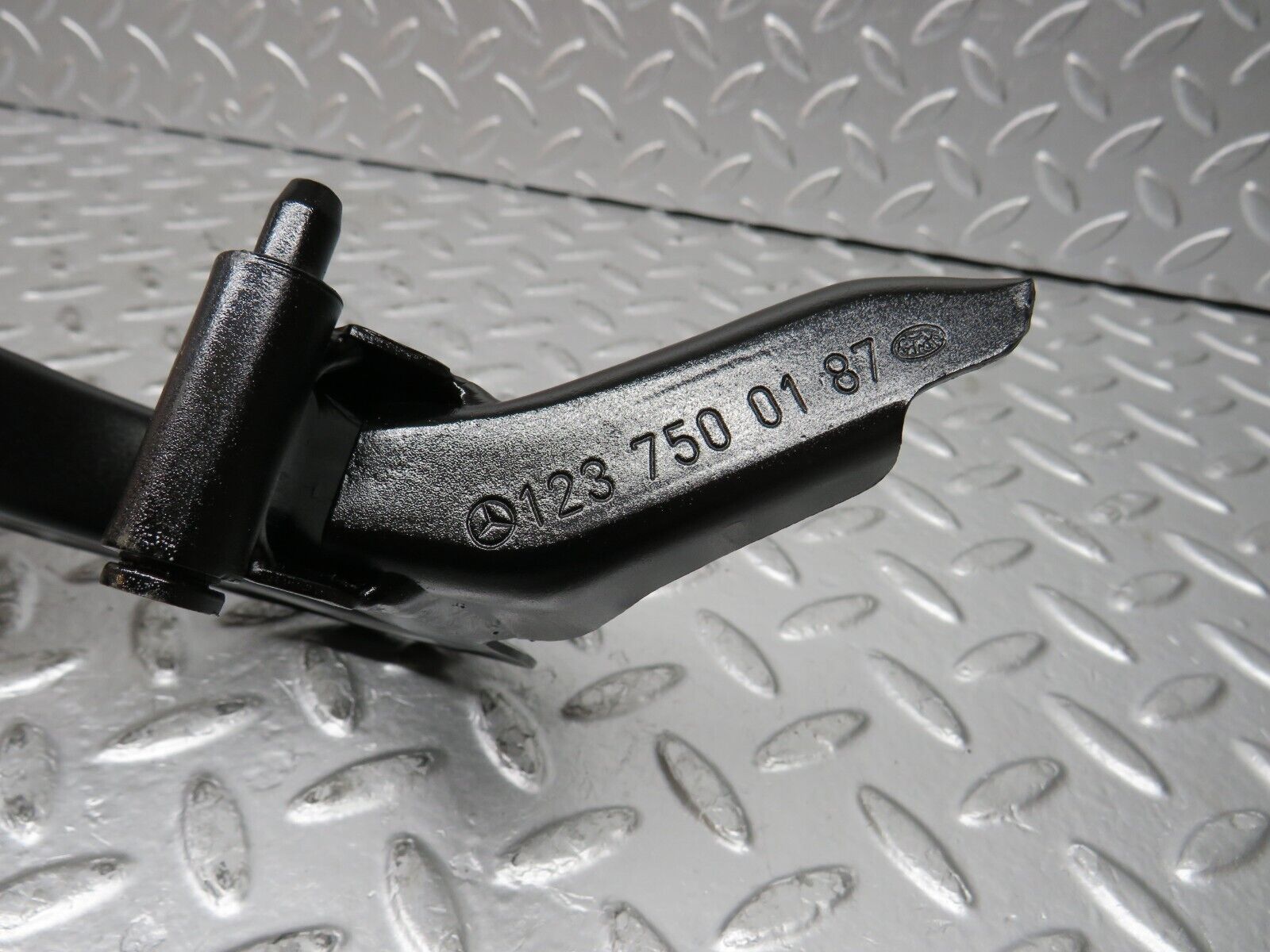 32023 Mercedes-Benz W123 230E Trunk Lid Hinge Left Side 1237500187