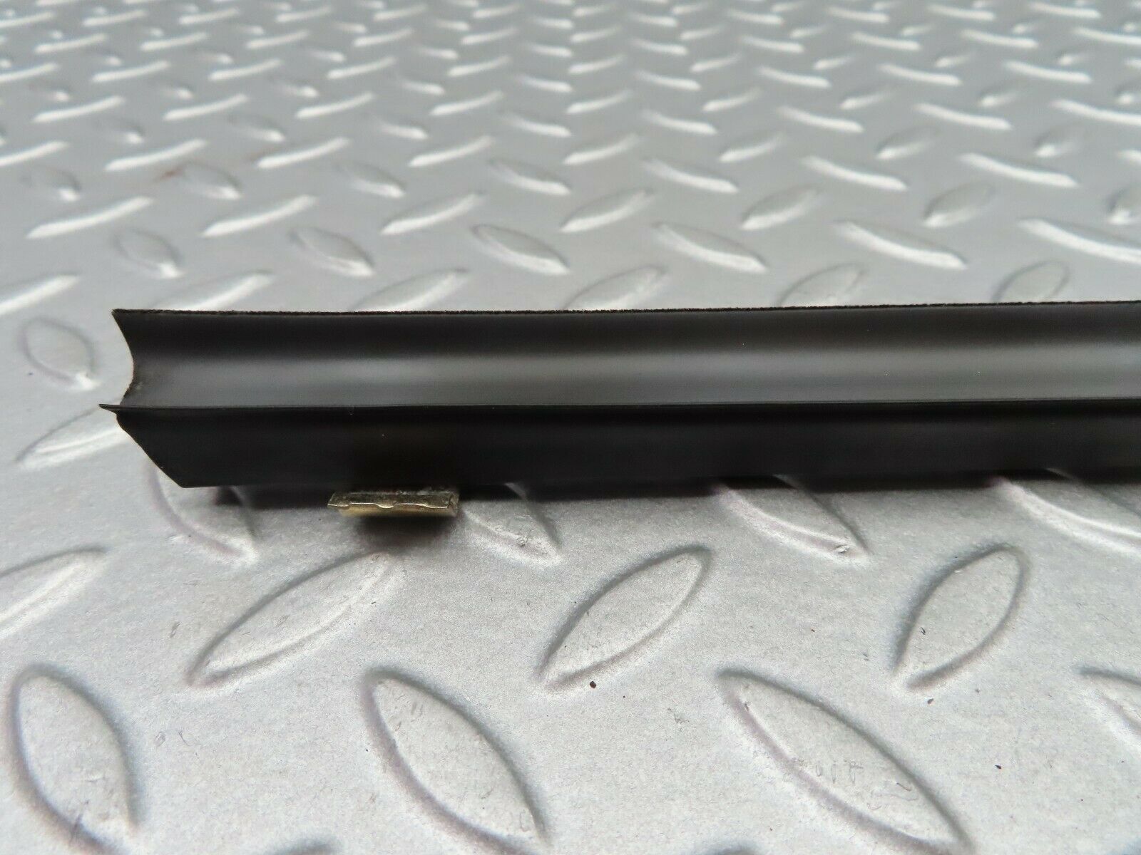 5273 Mercedes-Benz W124 230E Inner Window Weatherstrip Seal Rear Right