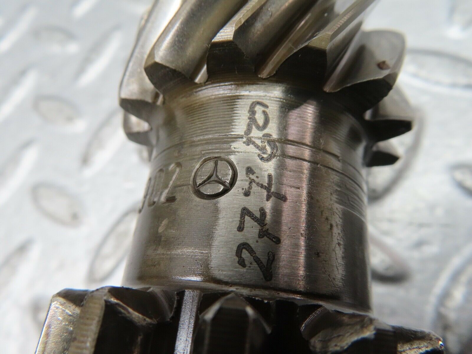 18521 Mercedes-Benz W111 Manual Gearbox Countershaft 1102630902