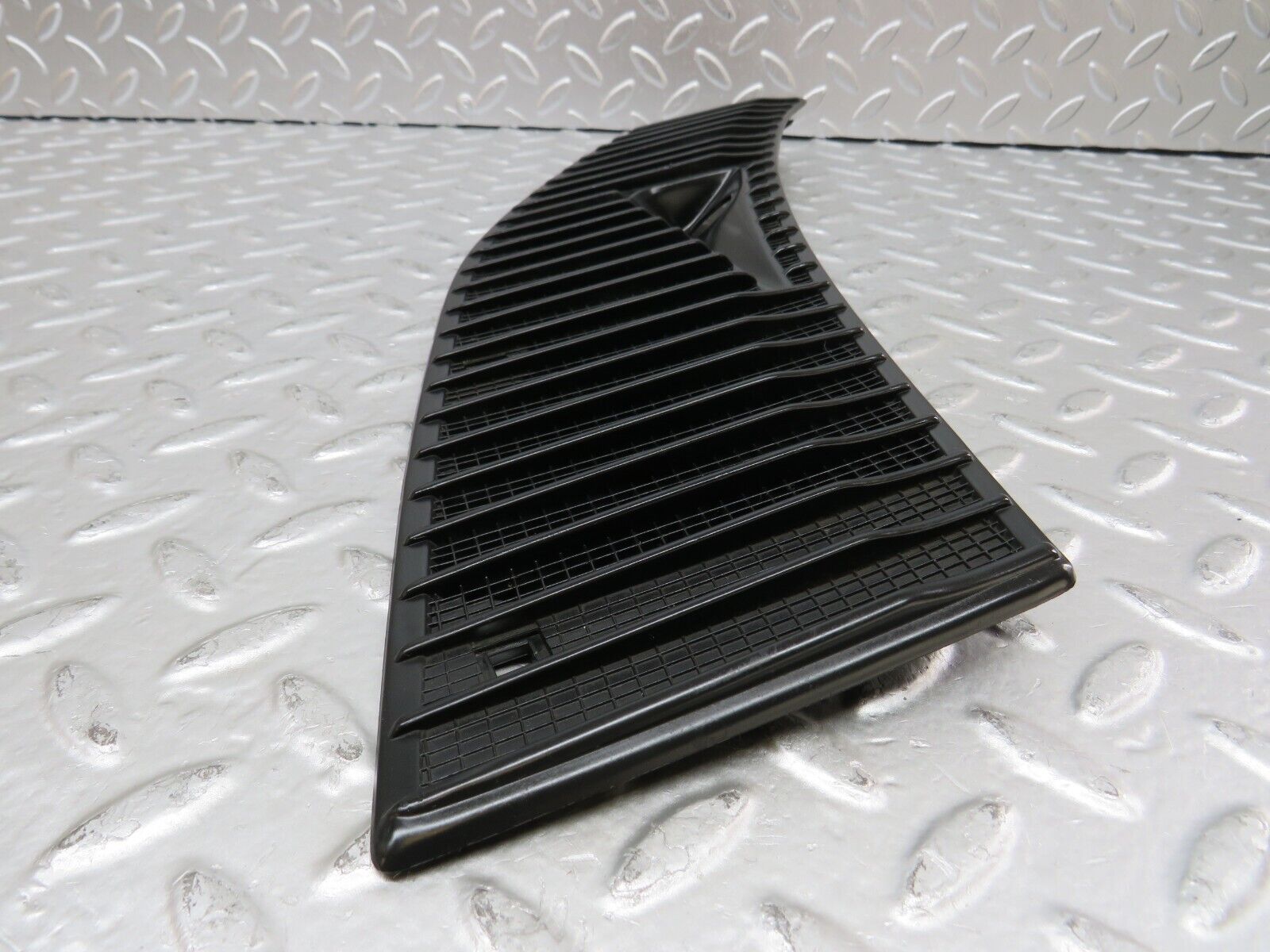 26783 Mercedes-Benz W123 240D Air Intake Grill Right Side 1238363065