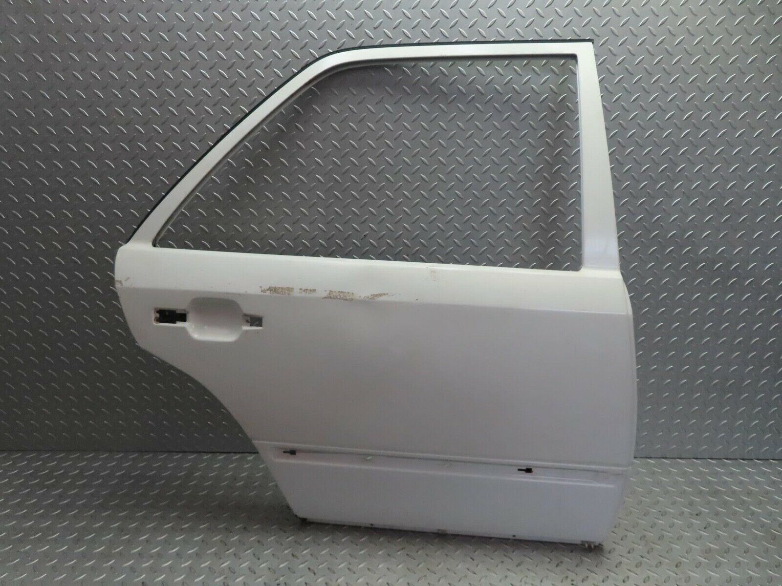 16209 Mercedes-Benz W124 260E Rear Right Door