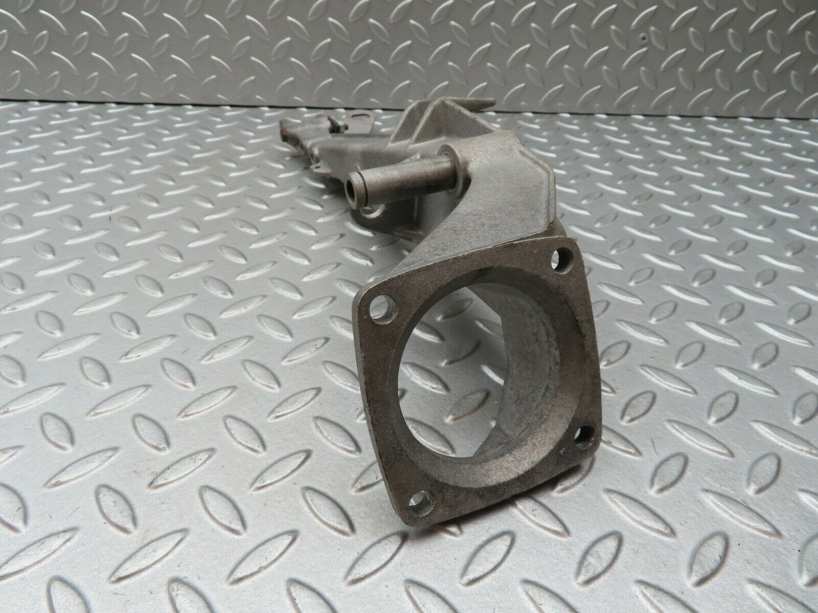 4773 Mercedes-Benz W114 280CE Coupe Brake Pedal Bracket 1152940701