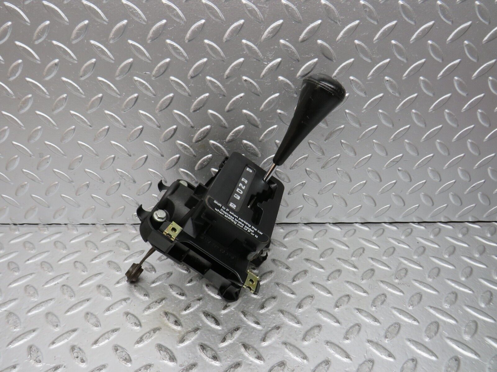 27683 Mercedes-Benz S124 300TE Wagon Automatic Gear Selector 1292670637