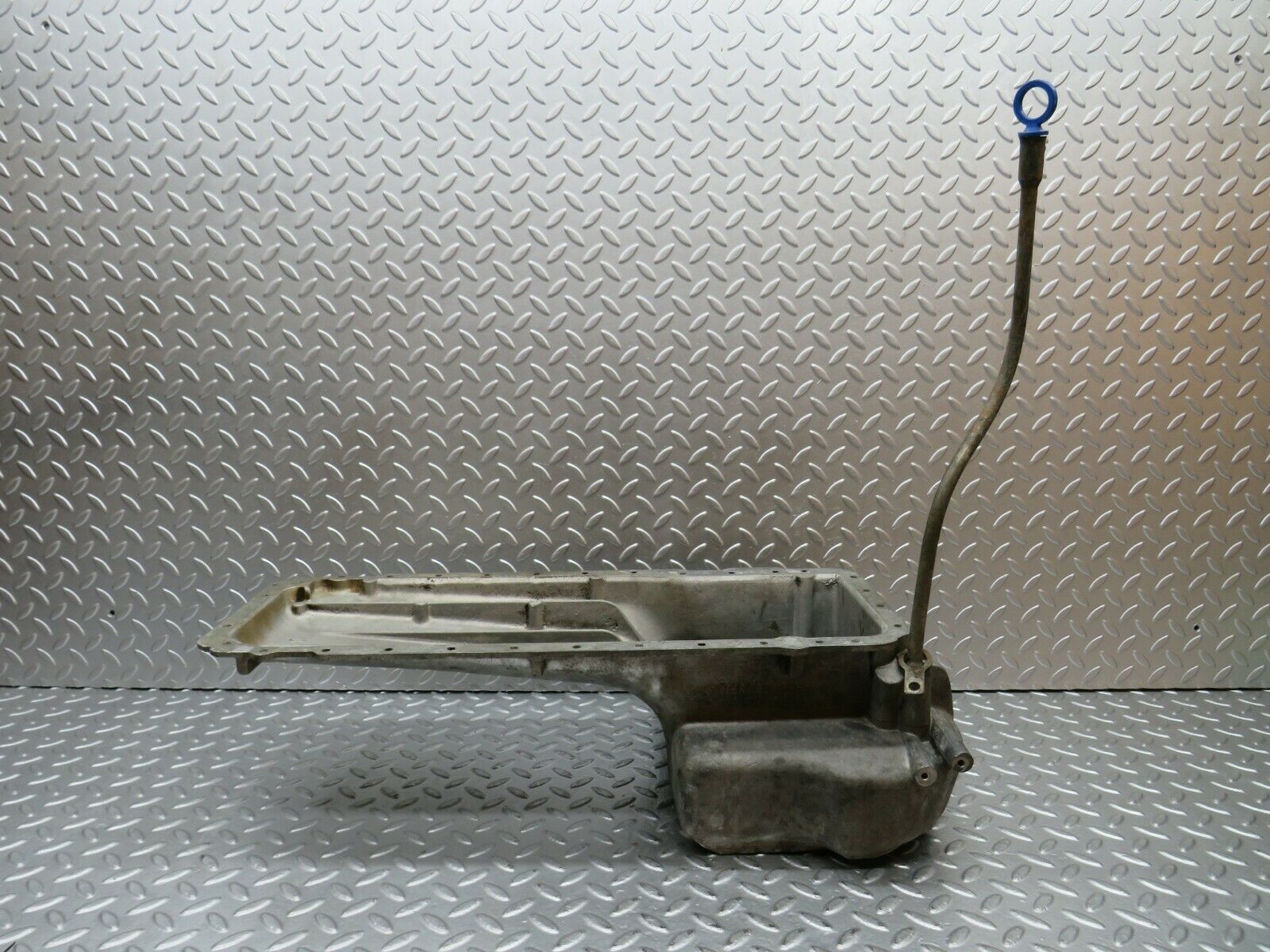 22816 Mercedes-Benz C107 450SLC Coupe Oil Pan Oil Sump 1170100013