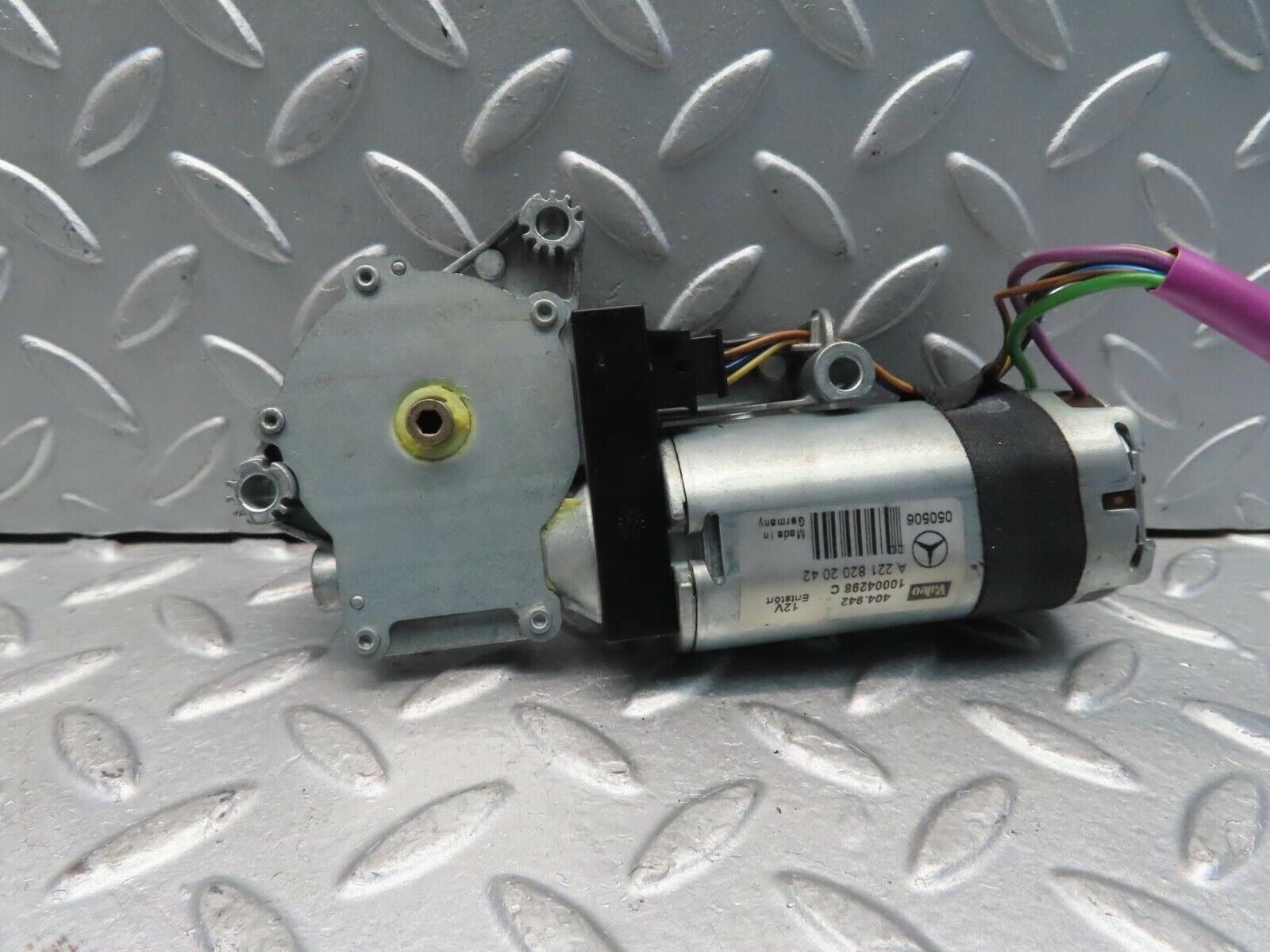 11327 Mercedes-Benz W221 S320 Sunroof Motor 2218202042