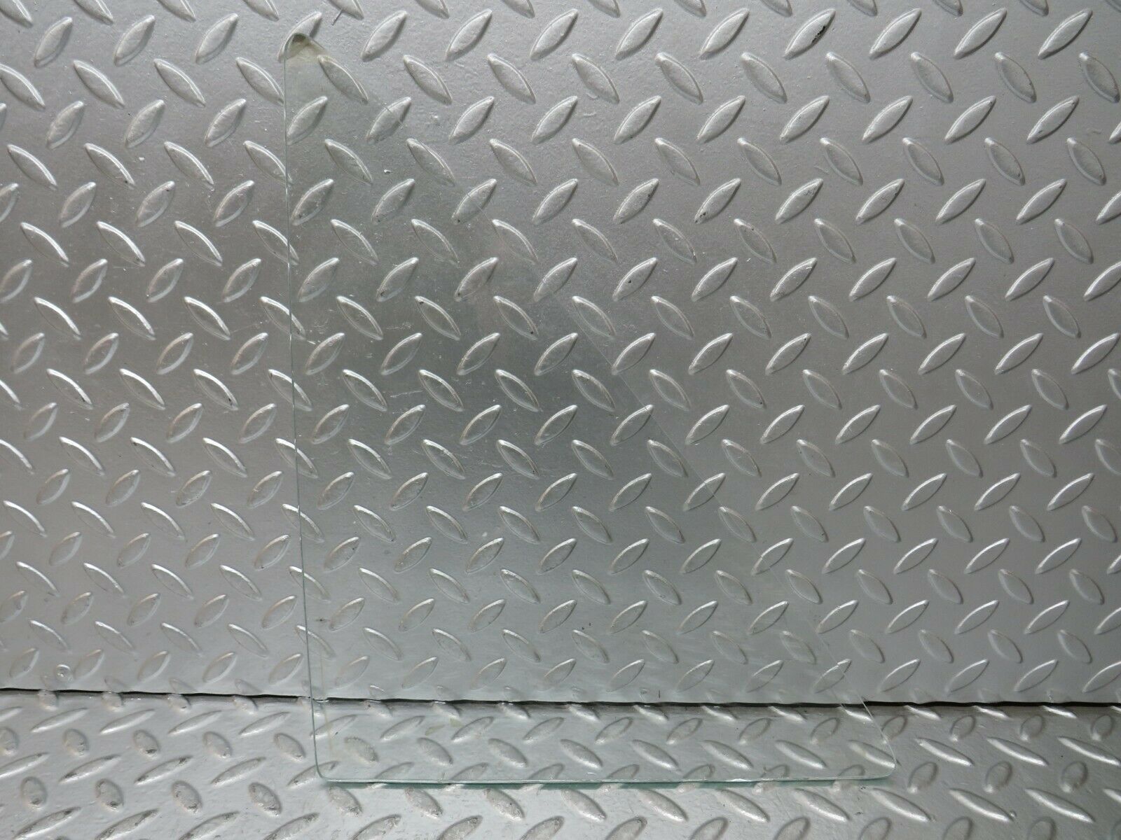 23654 Mercedes-Benz W114 280E Rear Left Quarter Window