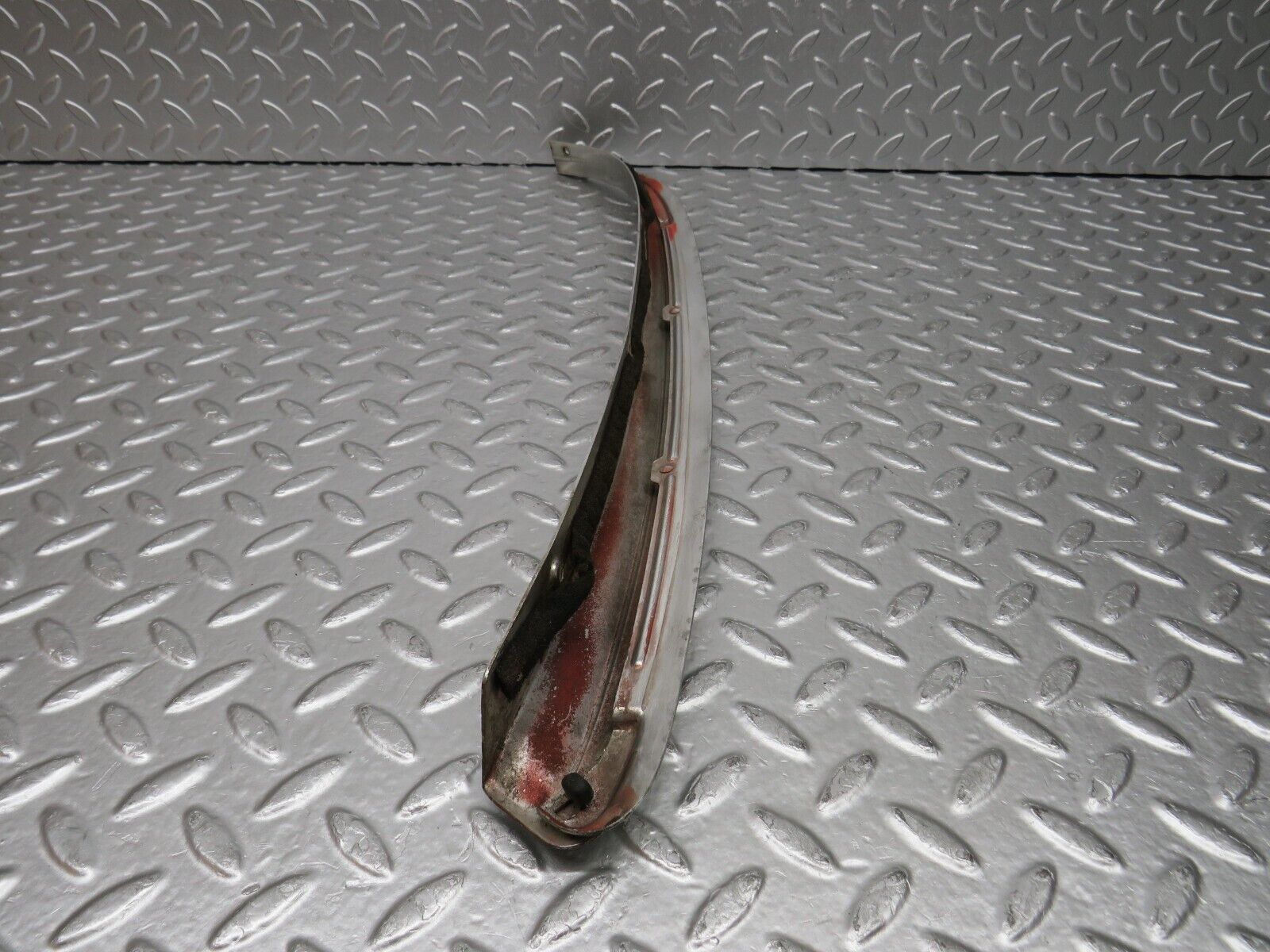 0084 Mercedes-Benz W116 350SE Roof Chrome Moulding Trim Right Side