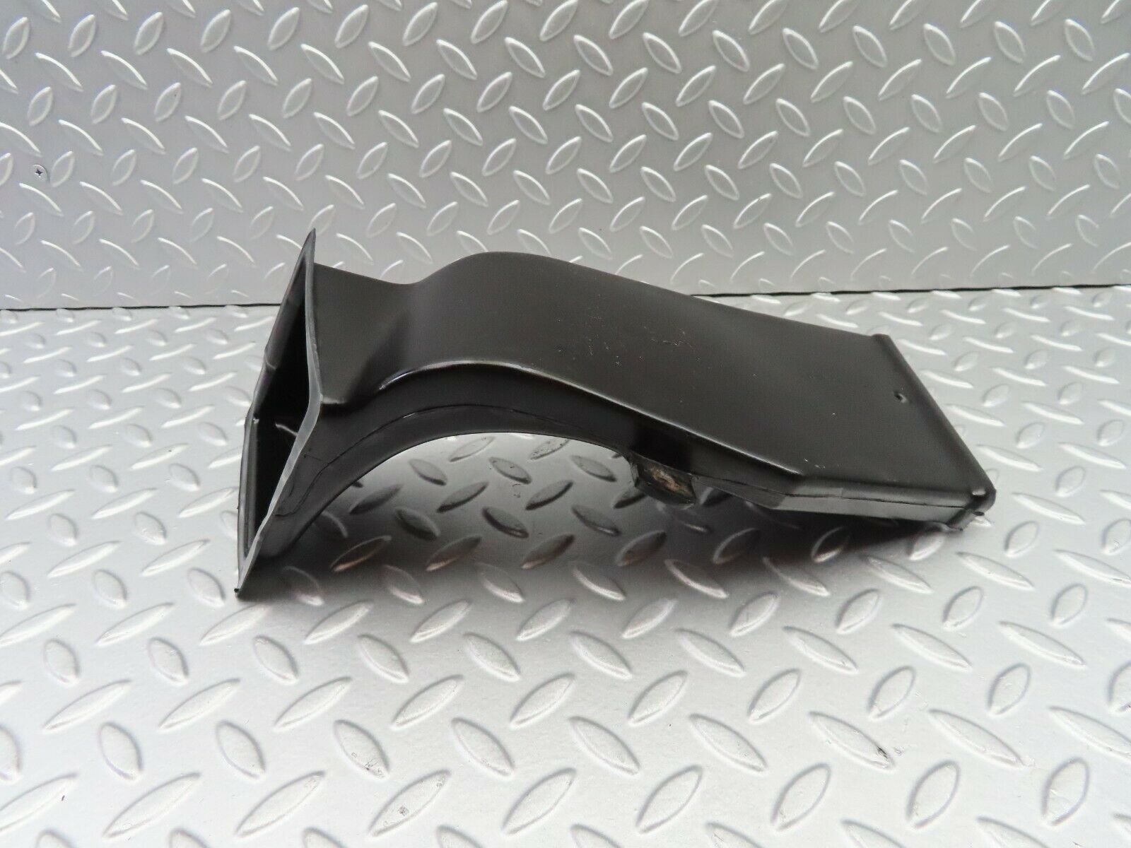 6973 Mercedes-Benz C107 350SLC Coupe Floor Ventillation Duct Left 1078310146