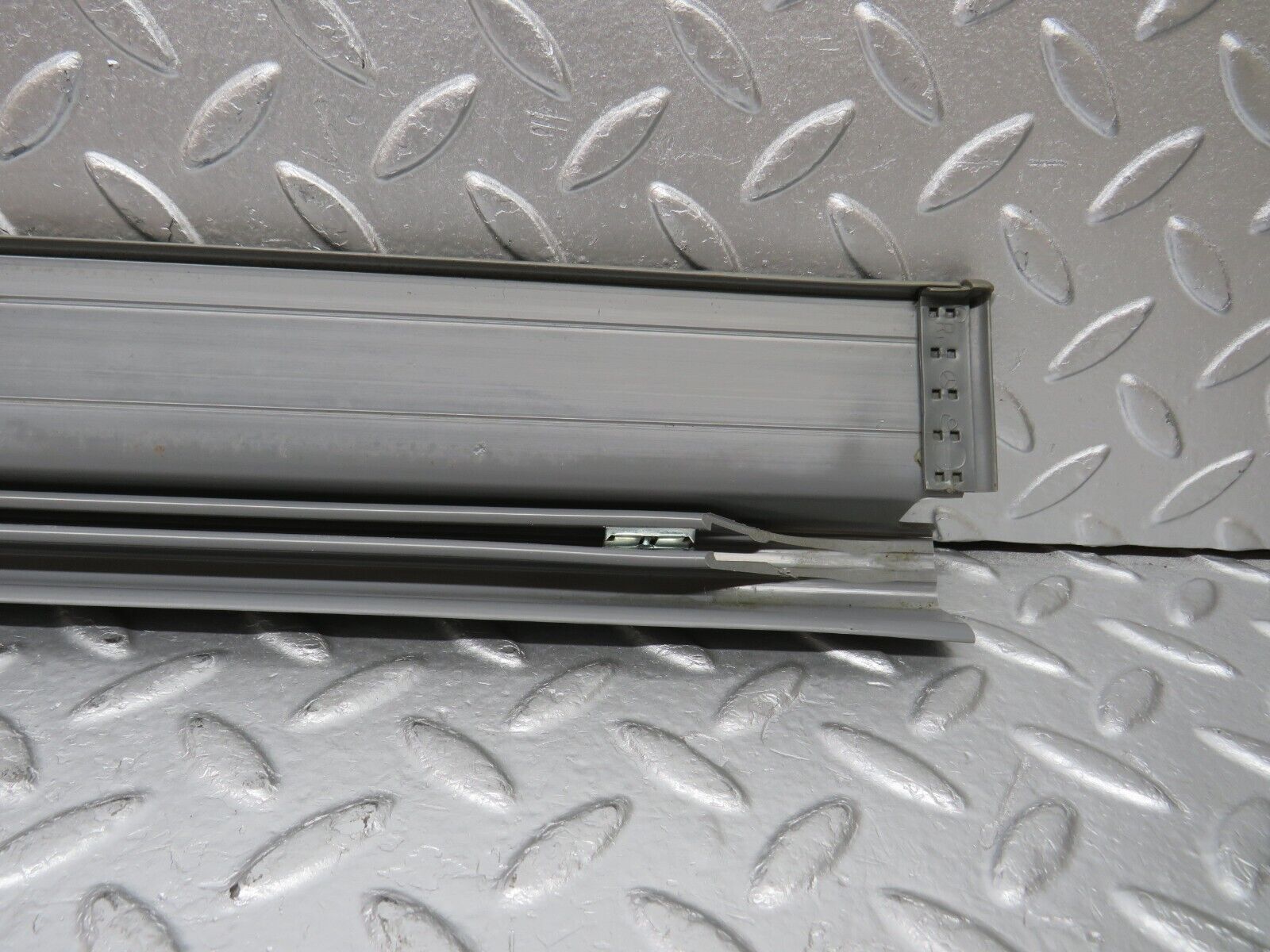 32320 Mercedes-Benz S124 300TE Wagon Front Right Door Sill Trim