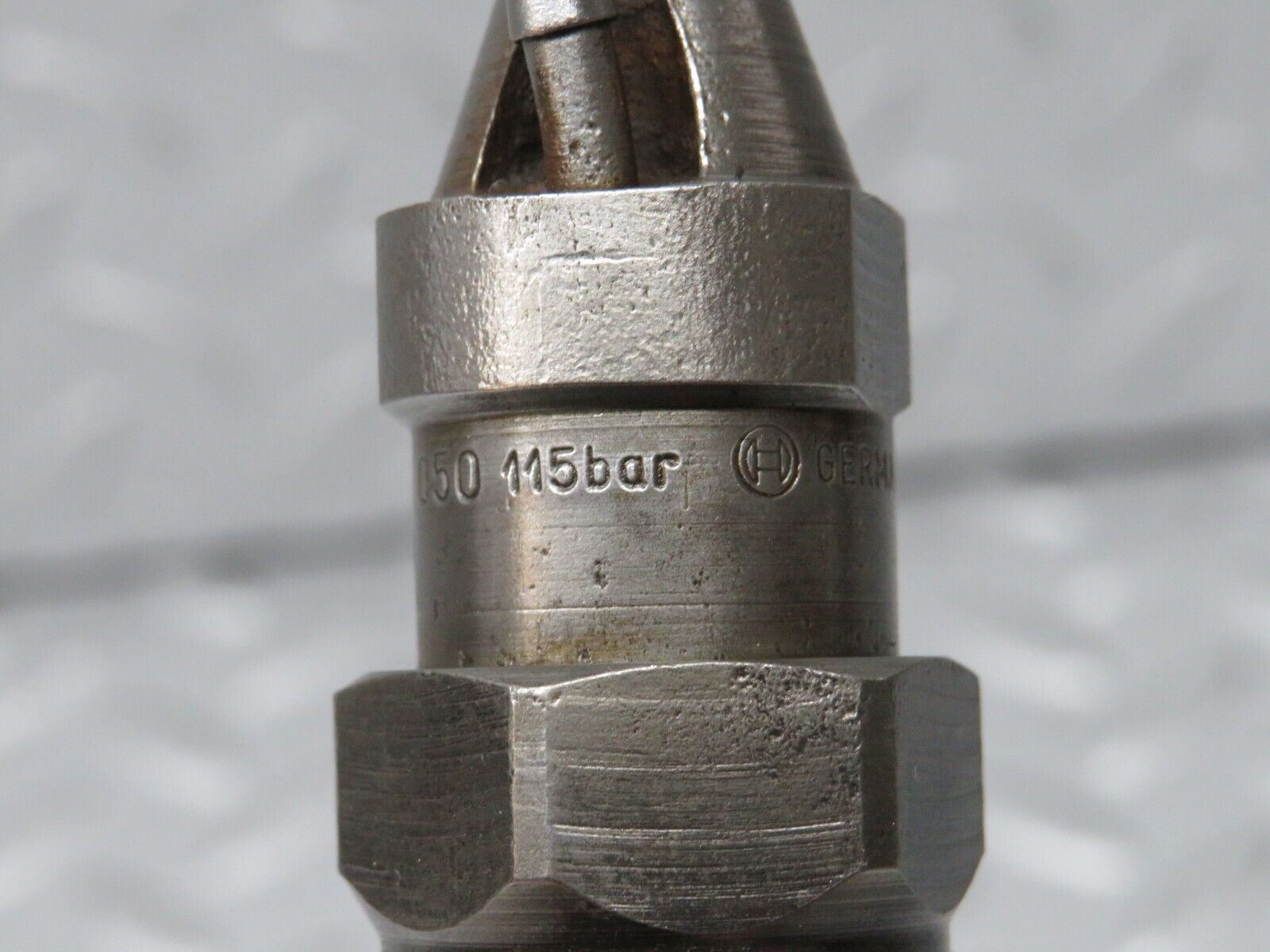 35893 Mercedes-Benz 240D OM616.912 Diesel Fuel Injector Bosch KCA30S35/4