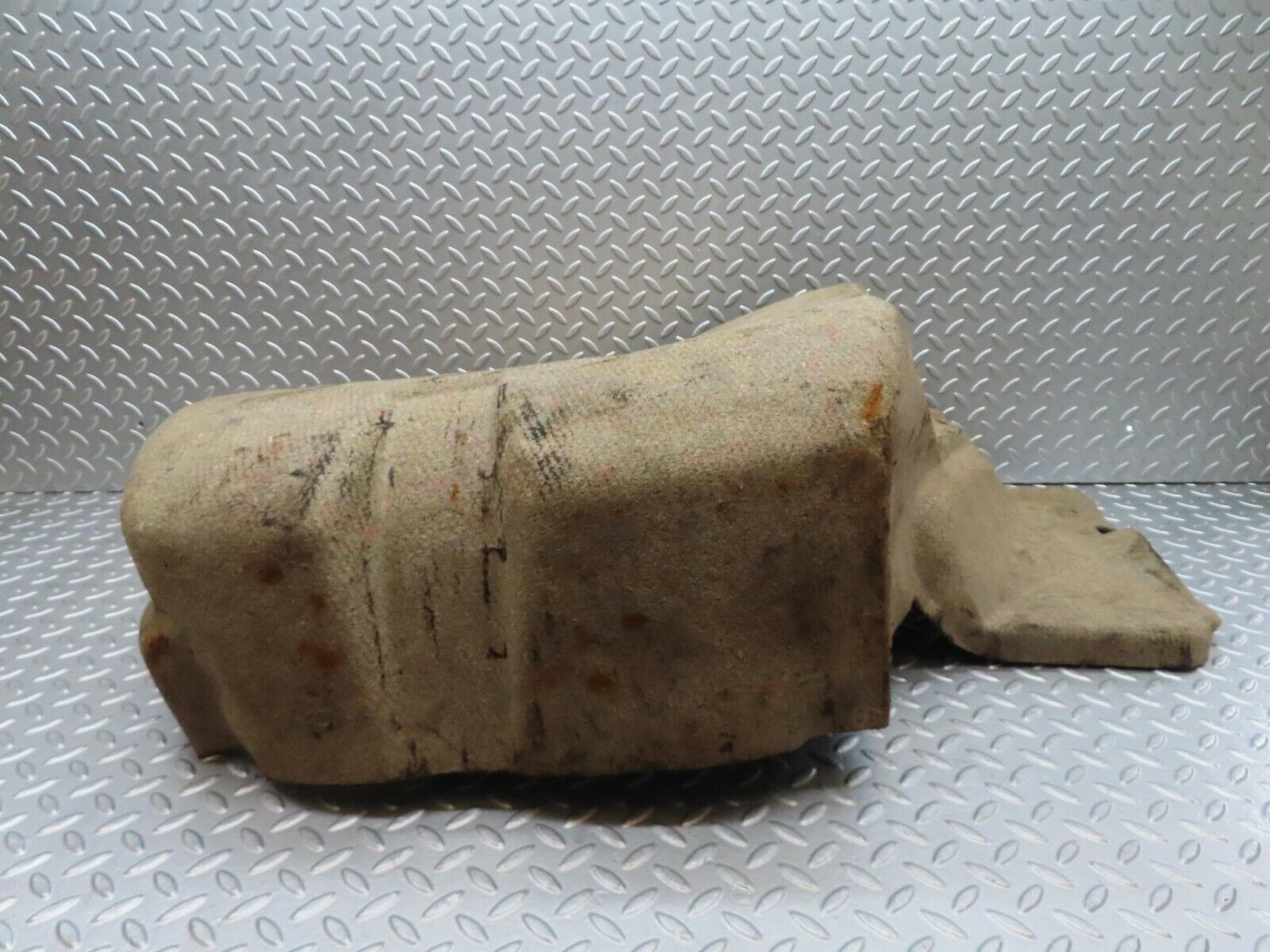 14323 Mercedes-Benz W116 350SE Trunk Side Panel Right