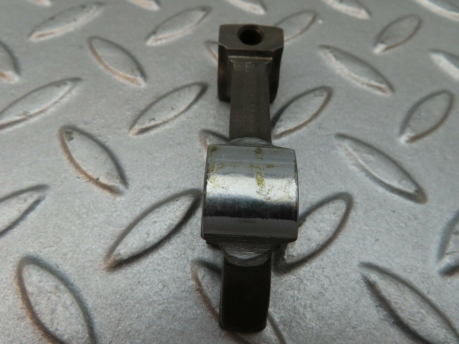 3537 Mercedes-Benz W108 280SE Valve Rocker Arm With Retaining Spring