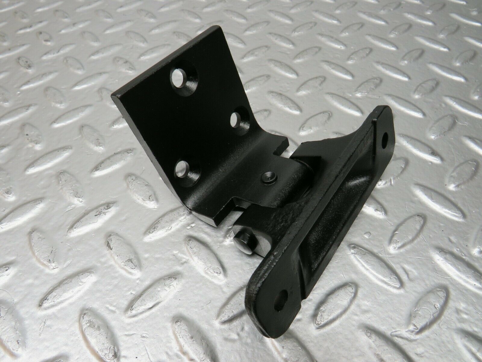 24523 Mercedes-Benz W108 Front Door Hinge Left/Right