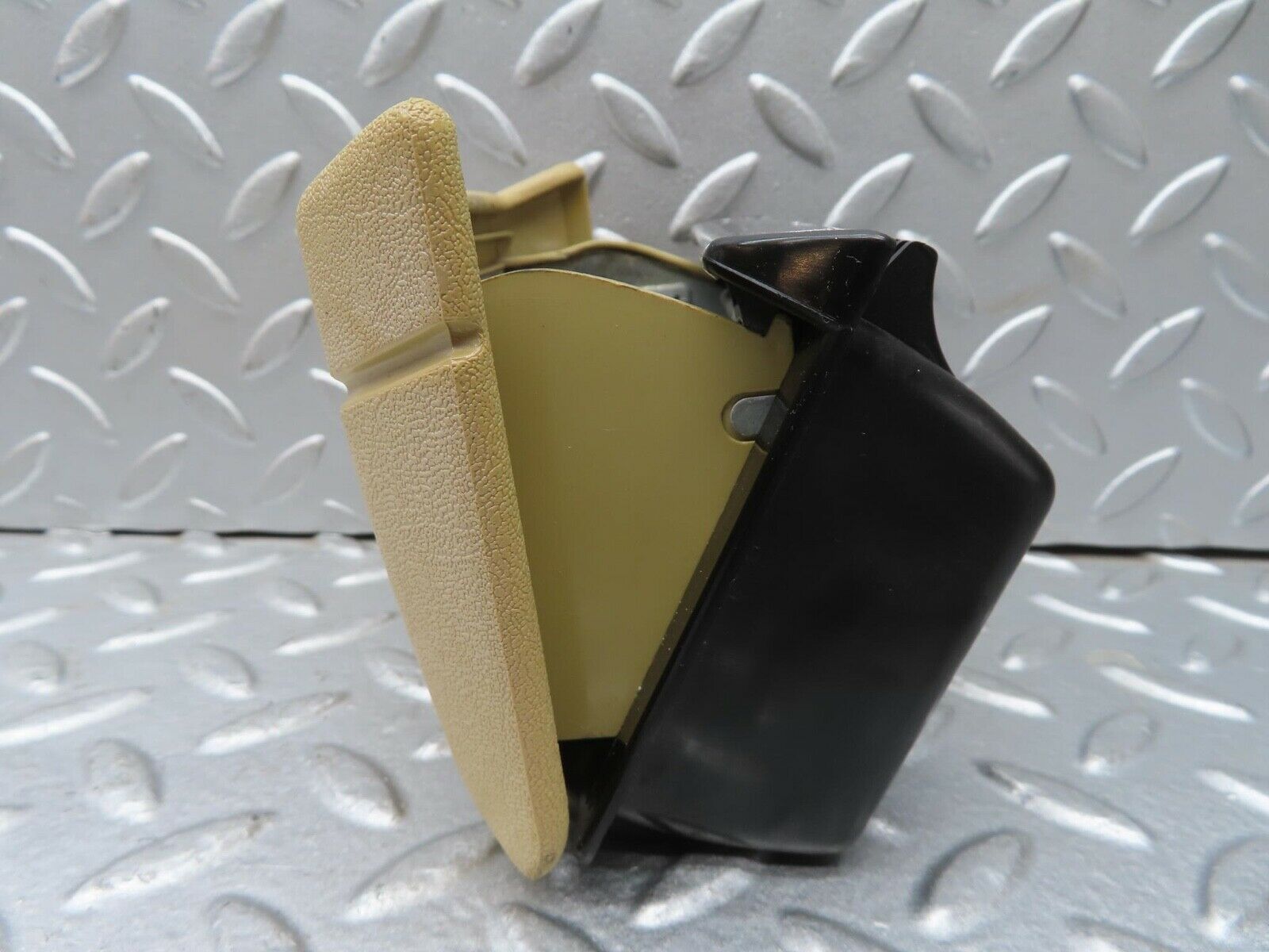 13557 Mercedes-Benz W123 200 Rear Door Ashtray