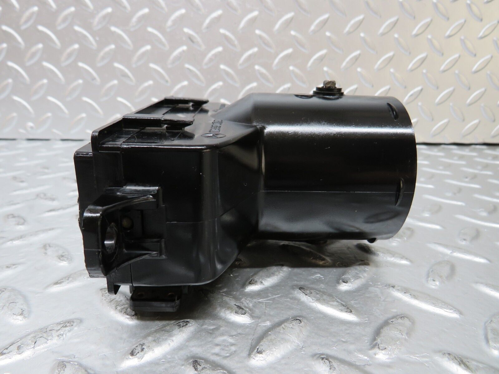 26182 Mercedes-Benz W116 450SE Dashboard Air Vent 1168310130