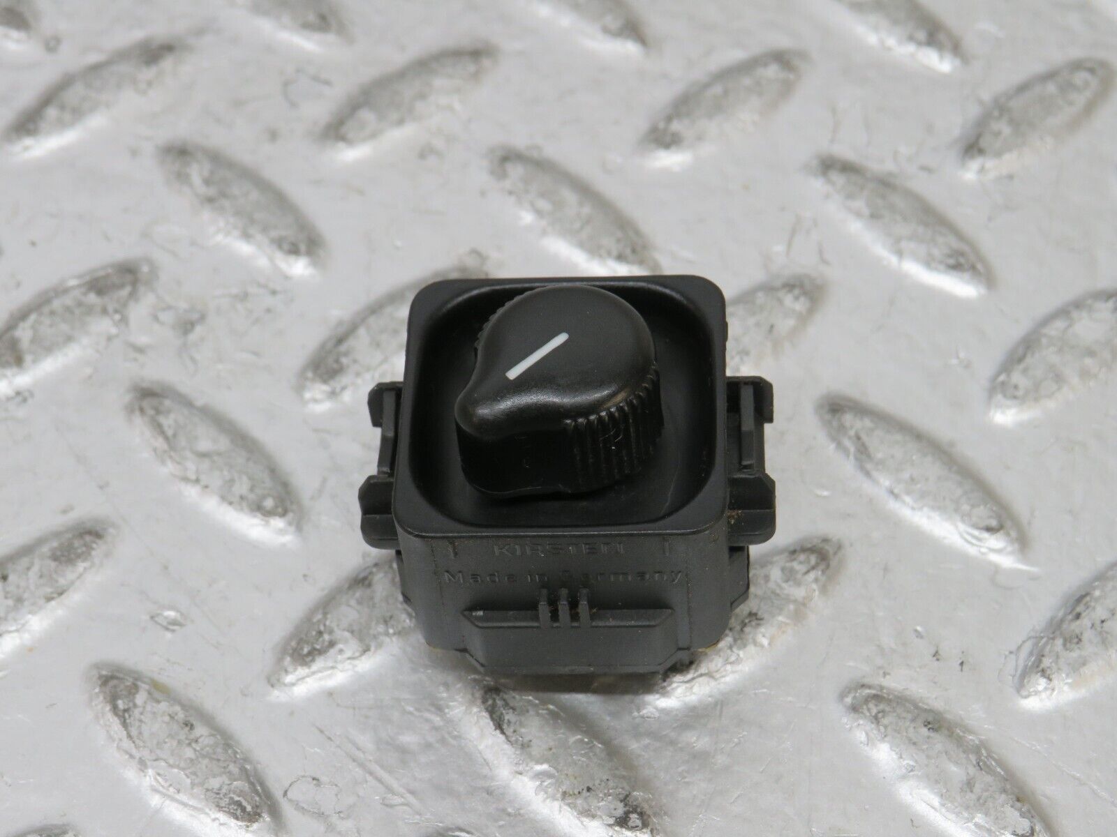 27552 Mercedes-Benz S124 300TE Wagon Electric Mirror Adjust Switch 1298200610