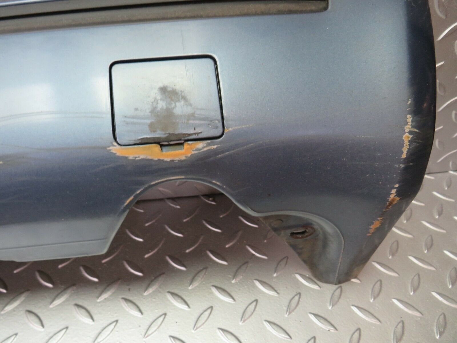 24375 Mercedes-Benz S124 220TE Wagon Side Skirt Left Side 1246902340