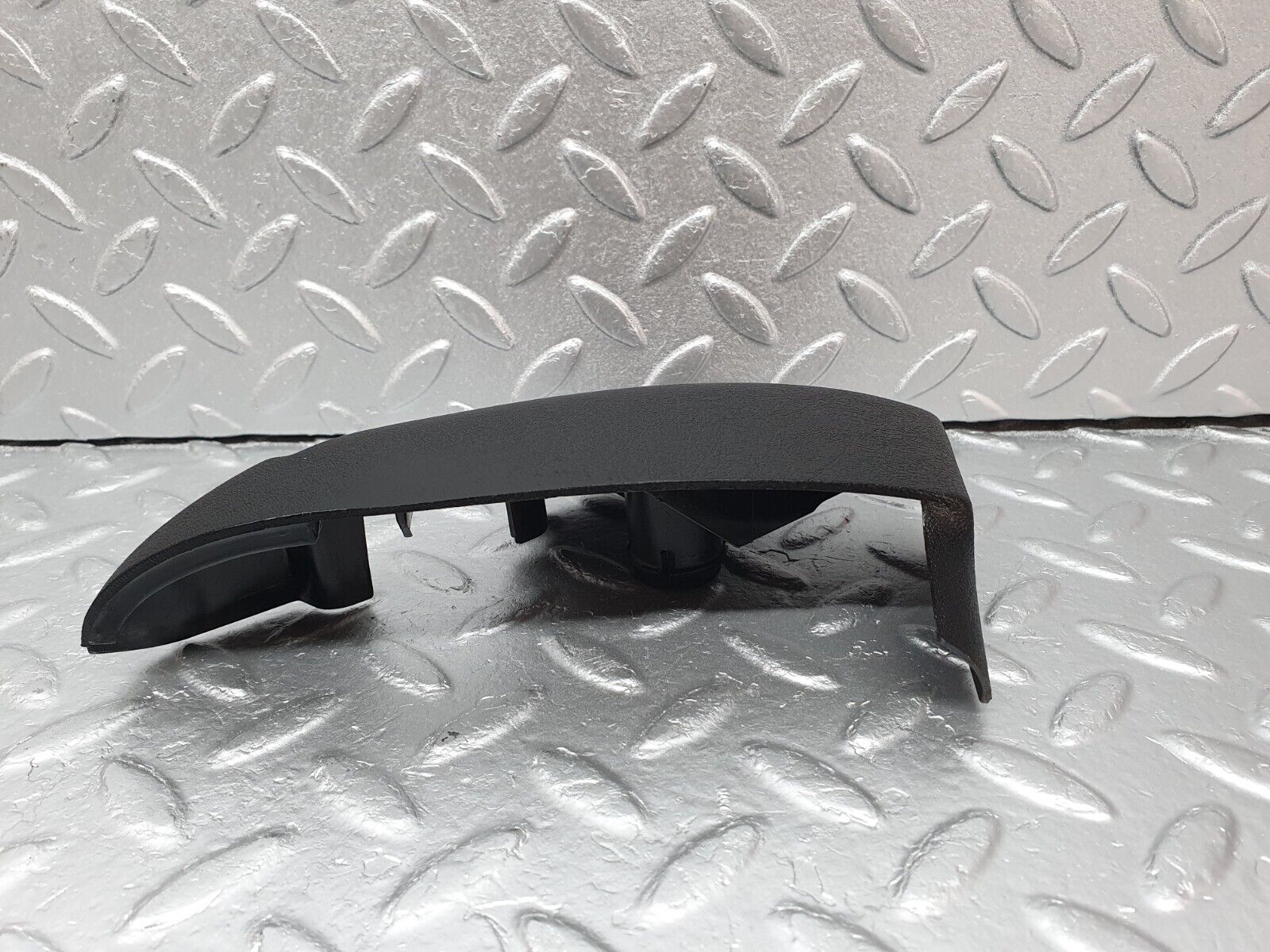 40787 Mercedes-Benz W126 Front Right Seat Cover Trim Black 1269181430