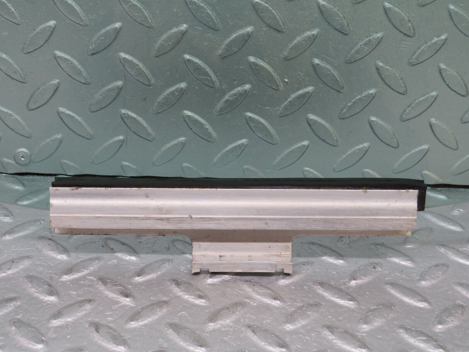 36565 Mercedes-Benz W201 190E 2.0L Rear Left Door Window Glass