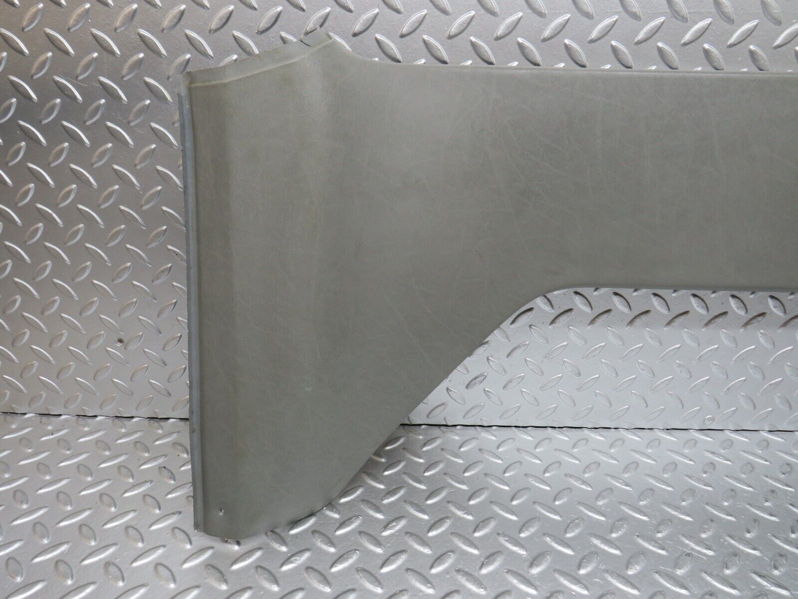 32337 Mercedes-Benz S124 300TE Headlining Roof Panel Rear Grey 1246902325