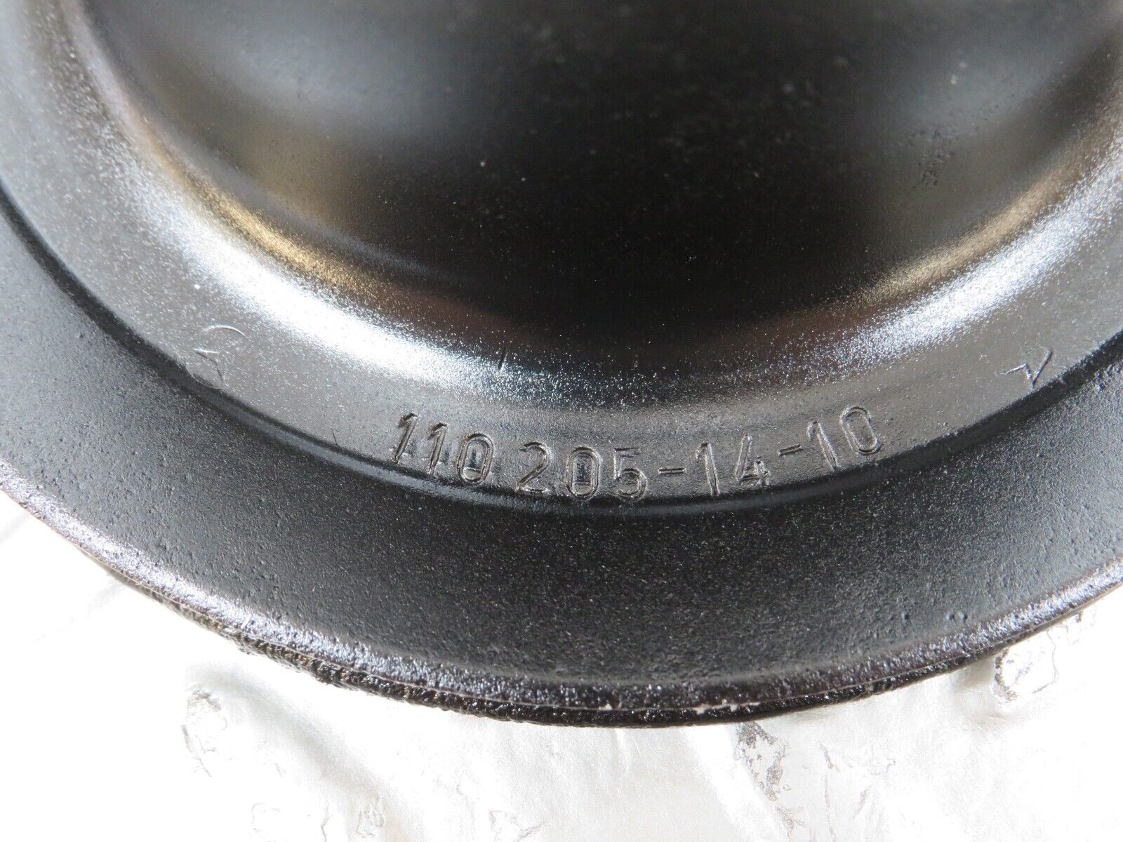 27906 Mercedes-Benz W123 280E Water Pump Pulley 1102051410