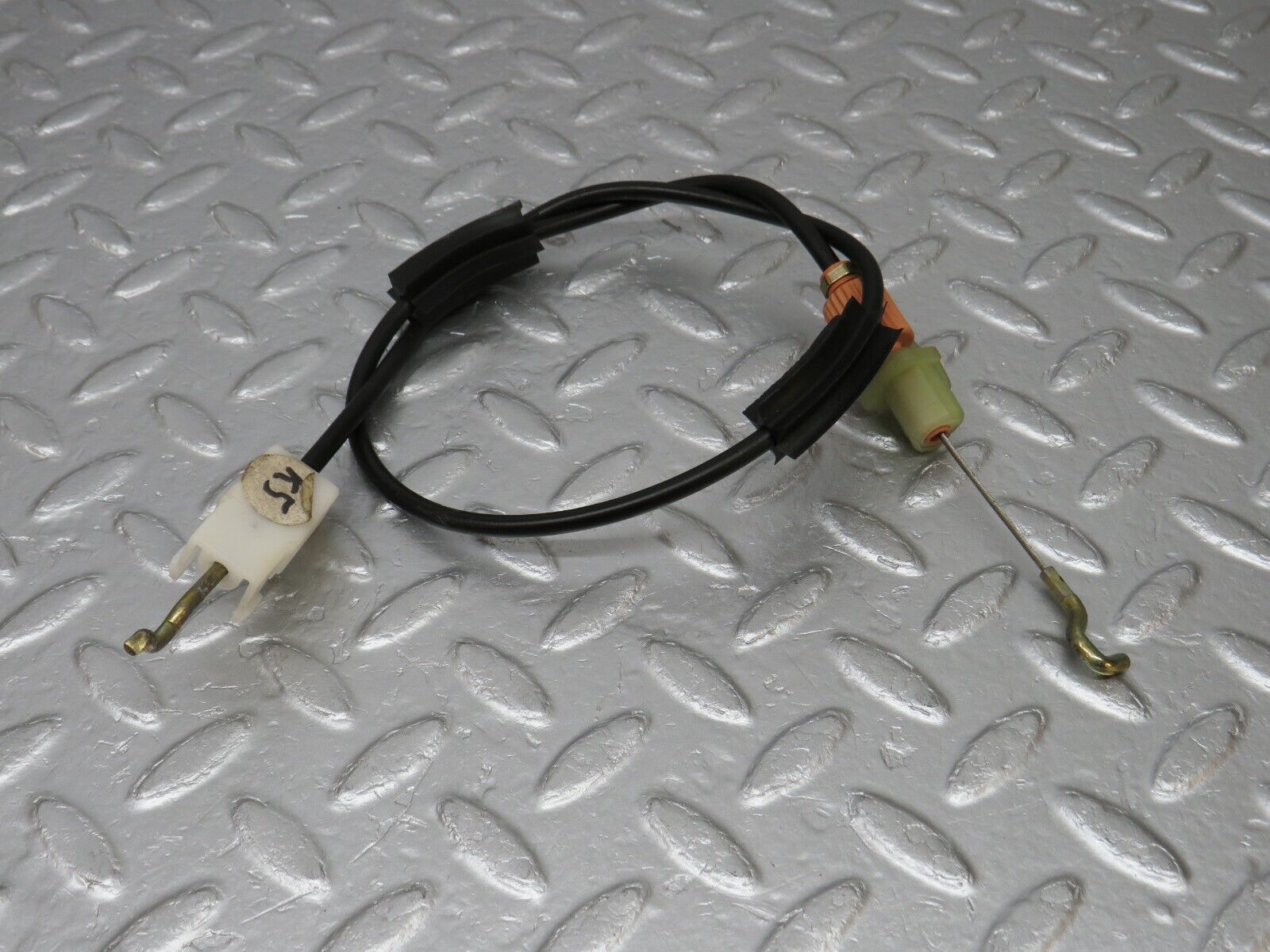 39754 Mercedes-Benz R129 320SL Coupe Door Lock Cable