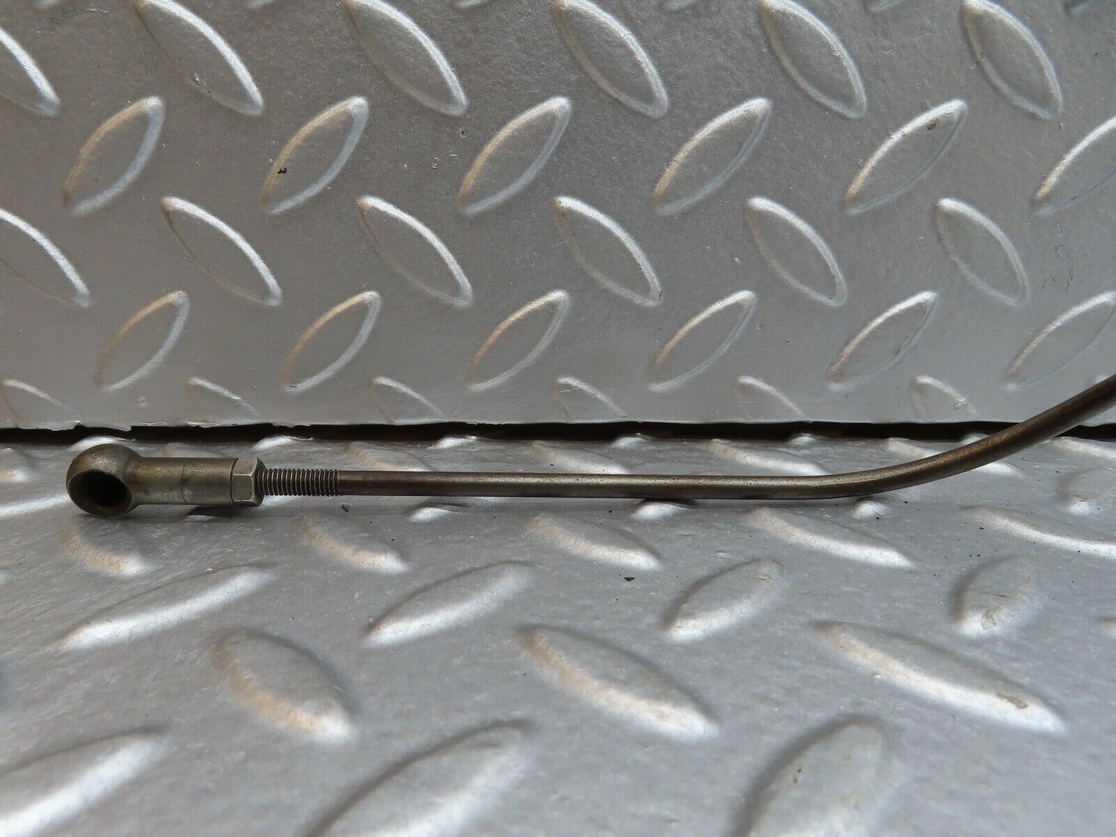 19240 Mercedes-Benz W123 300D Throttle Linkage