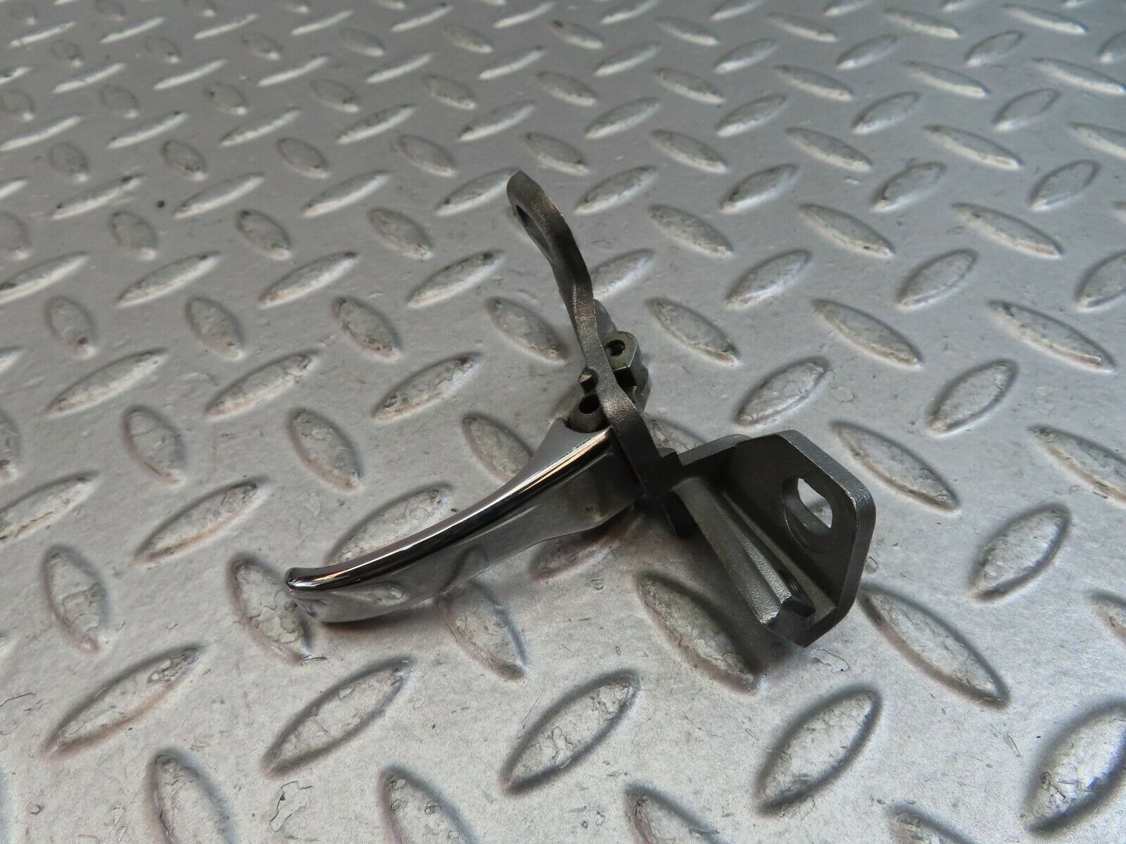 9615 Mercedes-Benz C123 280CE Coupe Left Interior Door Handle 1237600161