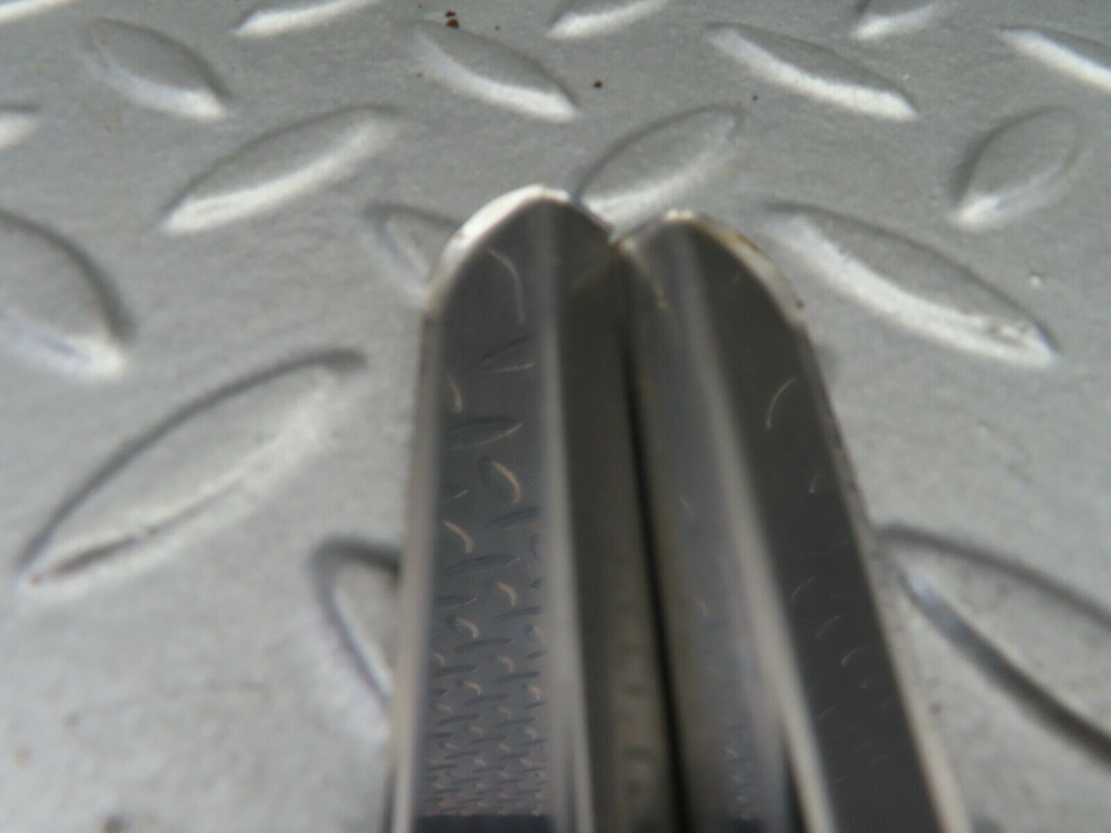 6171 Mercedes-Benz W126 380SE Sunroof Rail