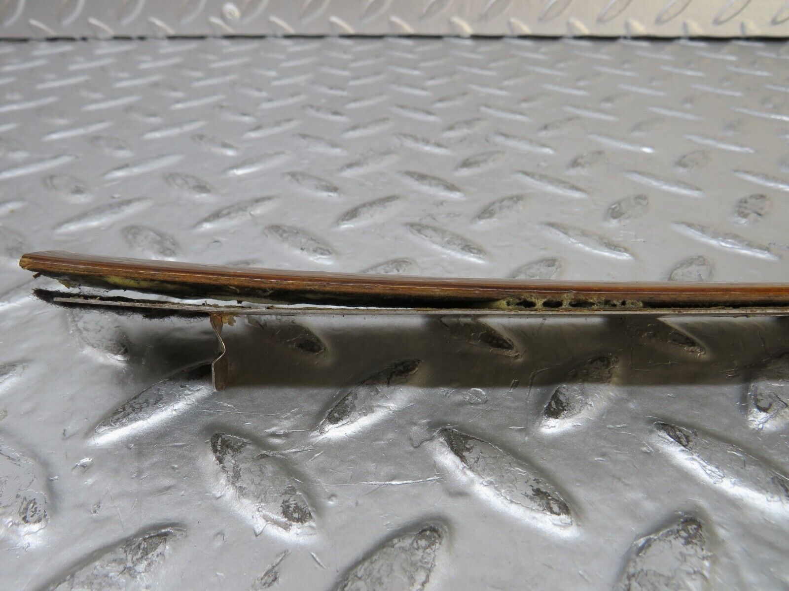 26897 Mercedes-Benz W123 240D Dashboard Wood Trim