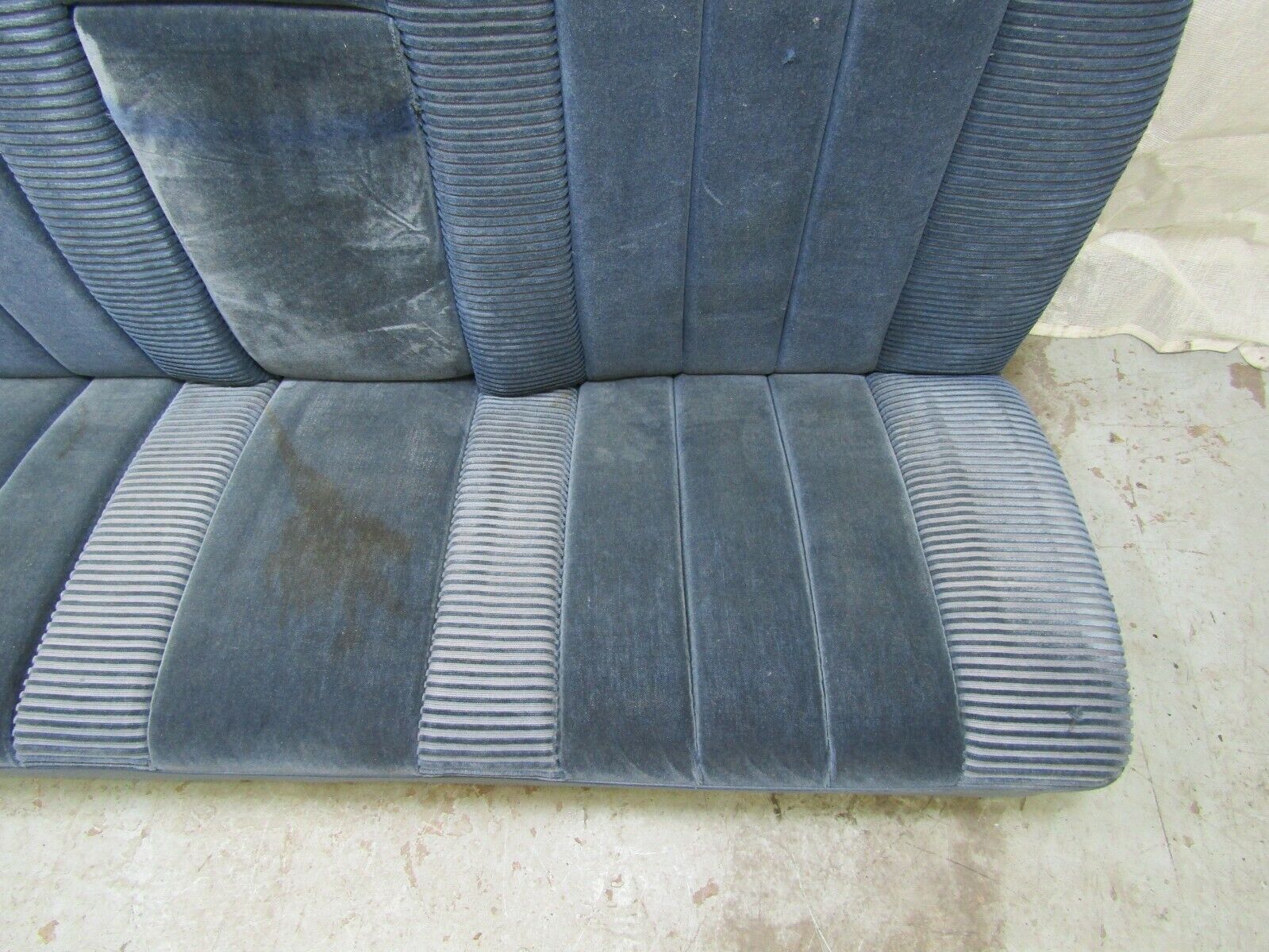 3257 Mercedes-Benz C107 350SLC Coupe Coupe Rear Seat Blue Fabric 1079240216