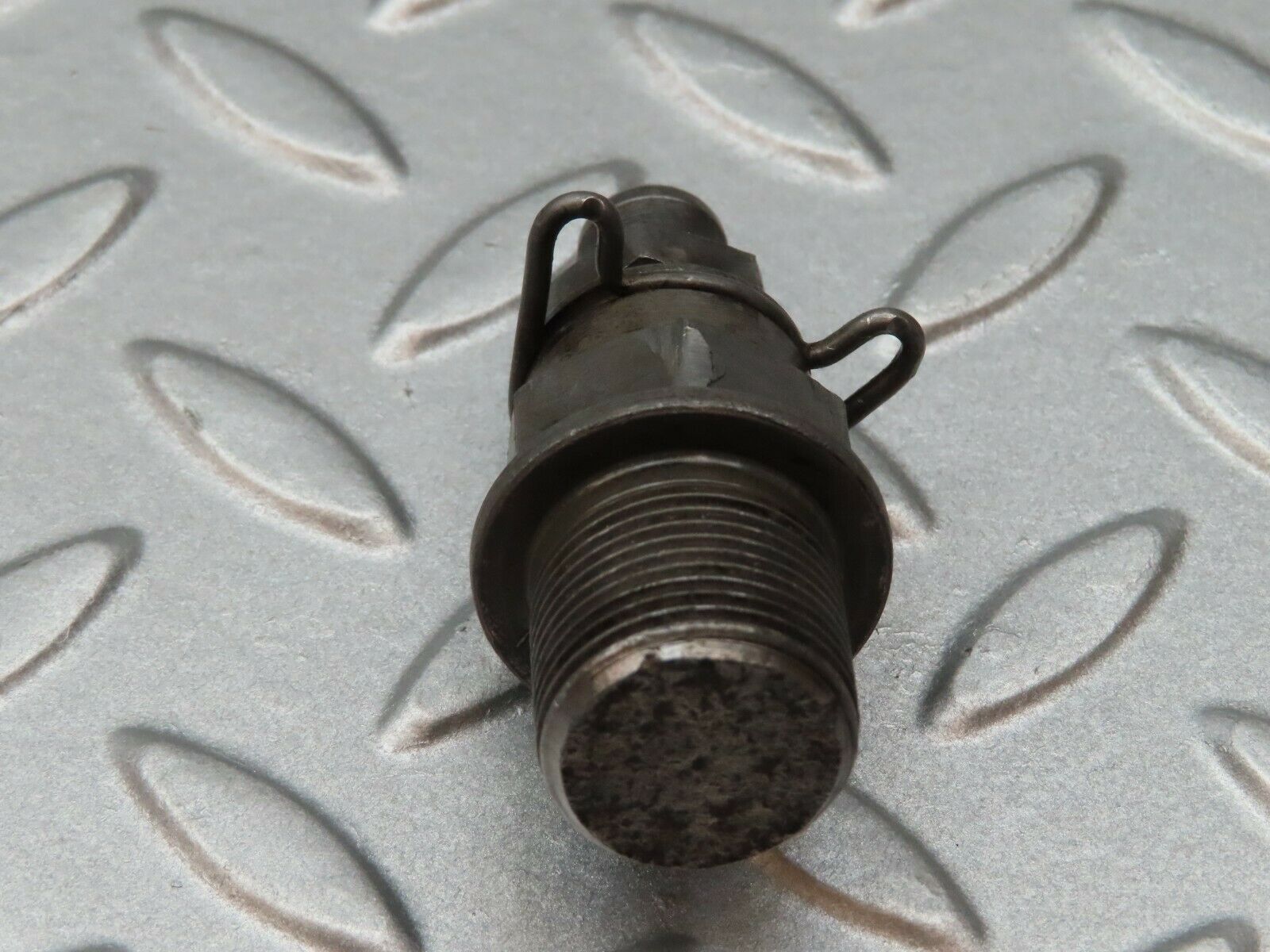 3543 Mercedes-Benz W108 280SE Ball Studs For Rocker Arm Mounting (Timing)