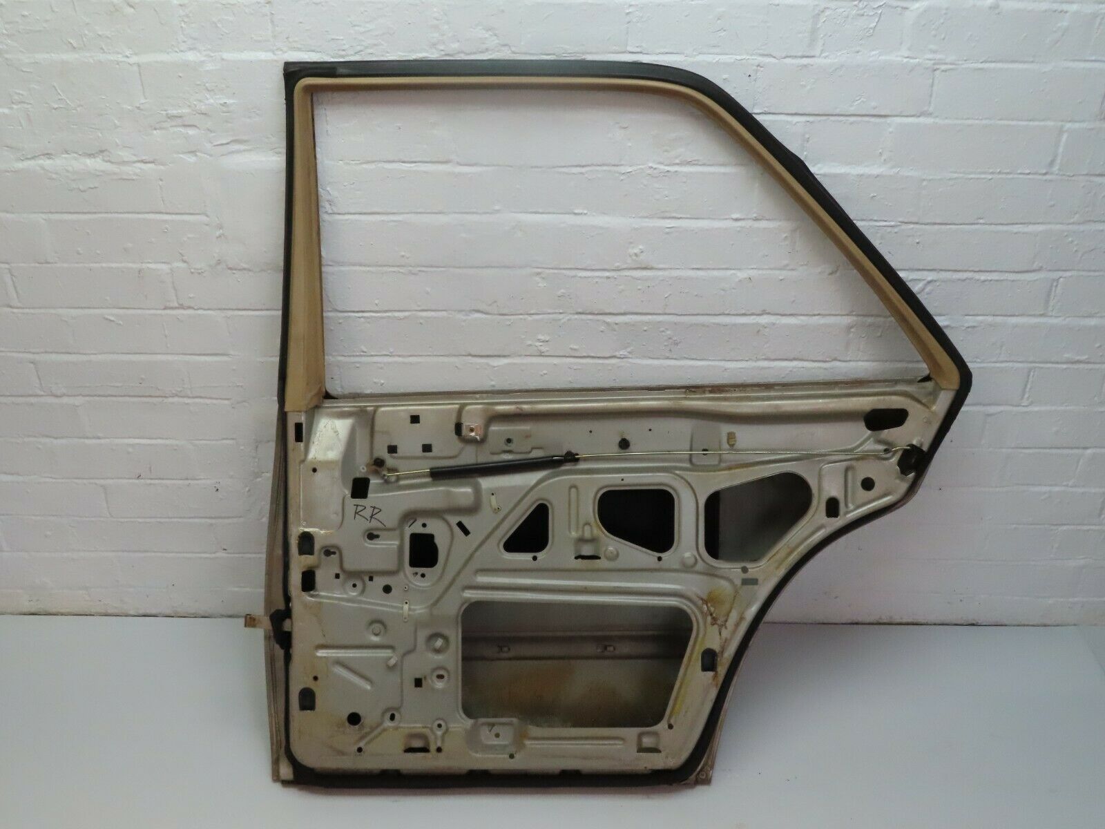 5418 Mercedes-Benz W124 230E Rear Right Door