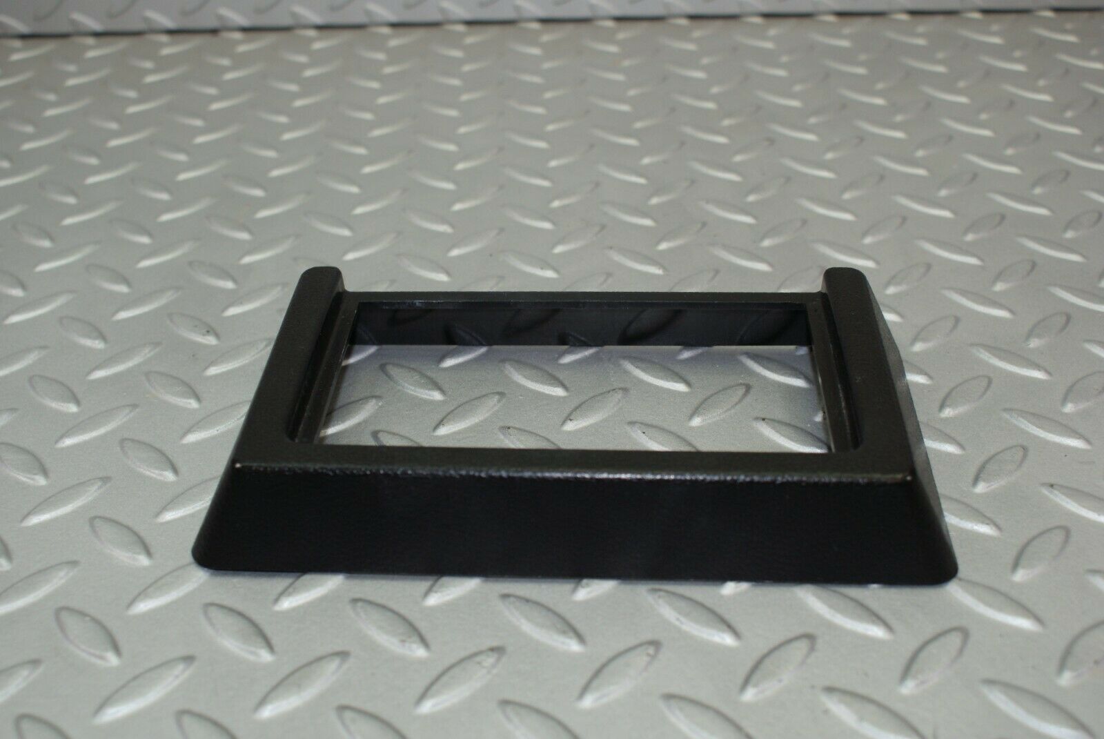 3179 Mercedes-Benz W115 220D Rear Door Ashtray Frame