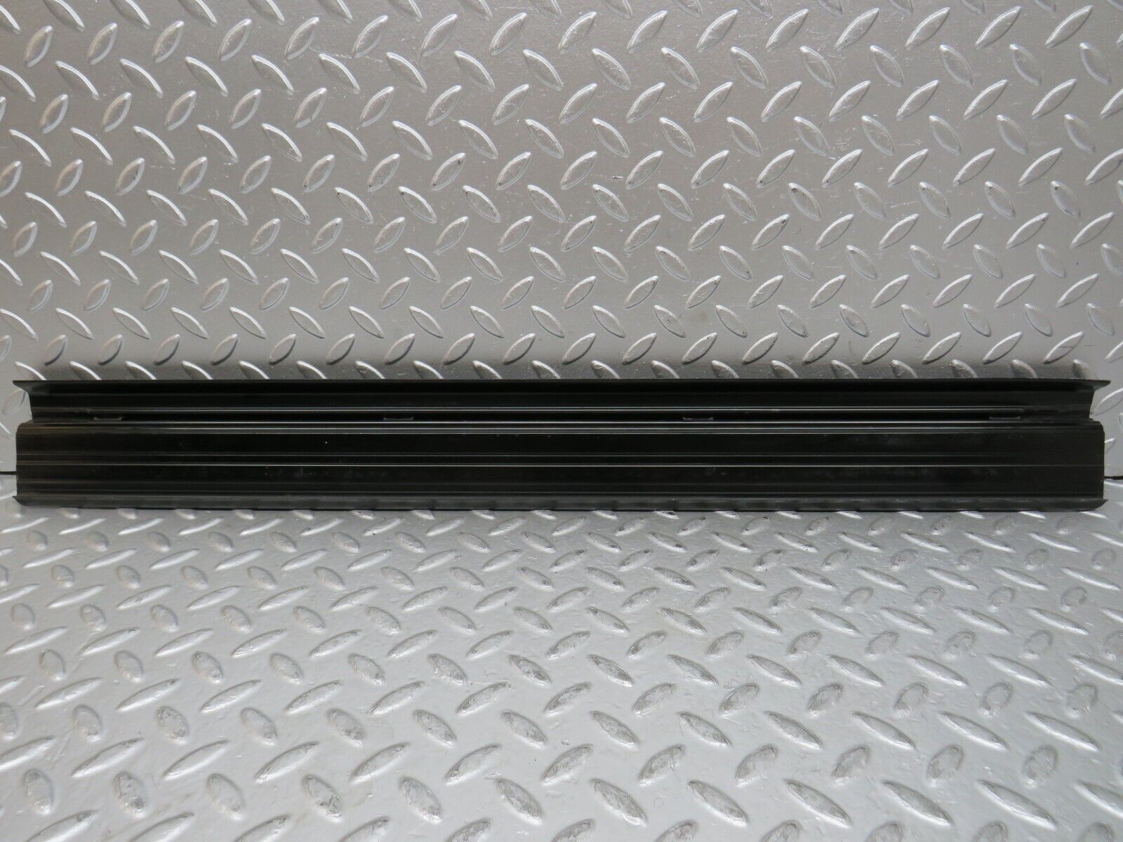 27956 Mercedes-Benz W123 280E Front Right Door Sill Trim
