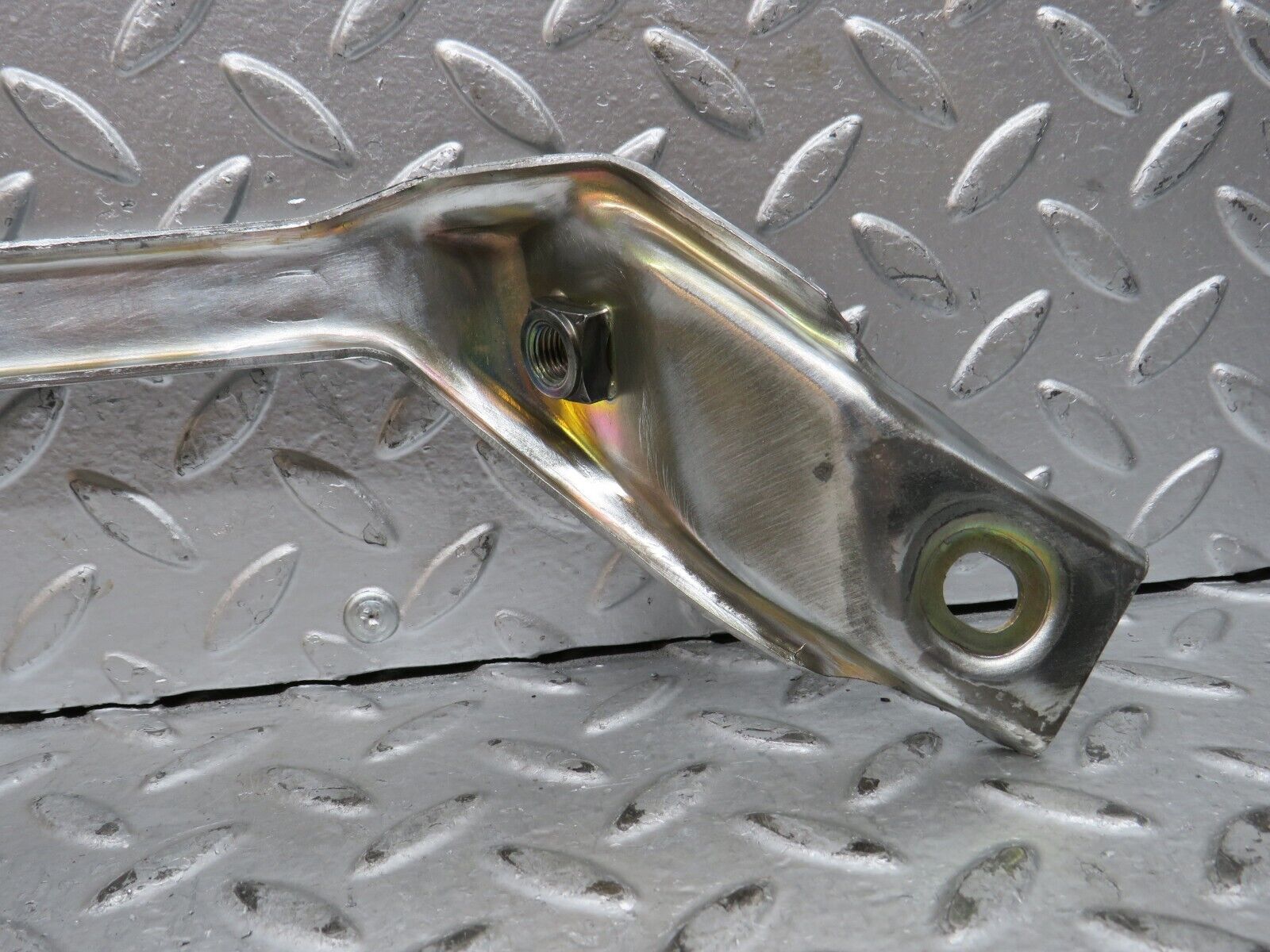 29034 Mercedes-Benz C124 320CE Coupe Rear Seat Belt Bracket