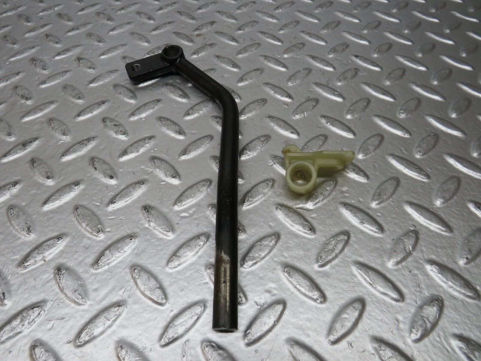 26369 Mercedes-Benz W116 450SE Accelerator Pedal Linkage