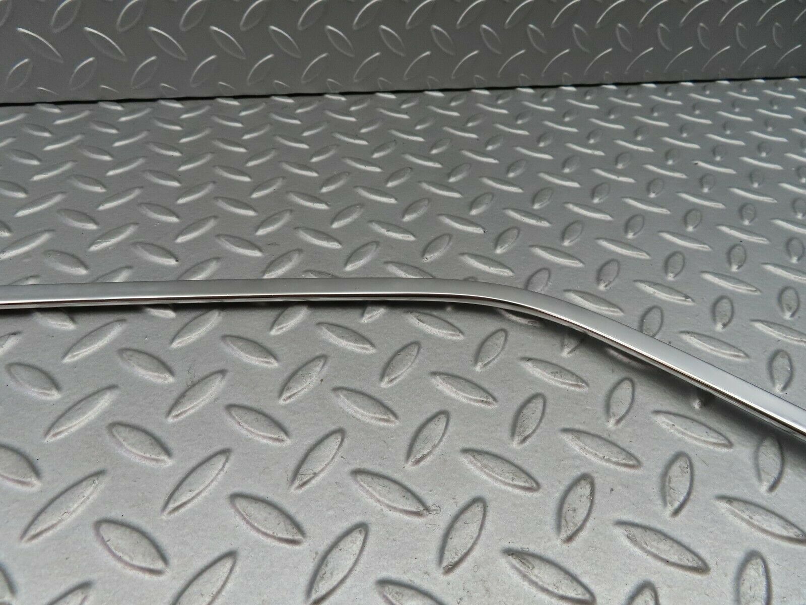 5906 Mercedes-Benz W123 200 Door Chrome Window Frame Front Right