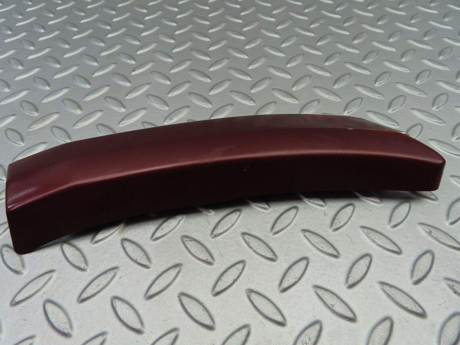 6678 Mercedes-Benz S124 E220 Wagon Rear Left Fender Wing Lower Trim 1246901940